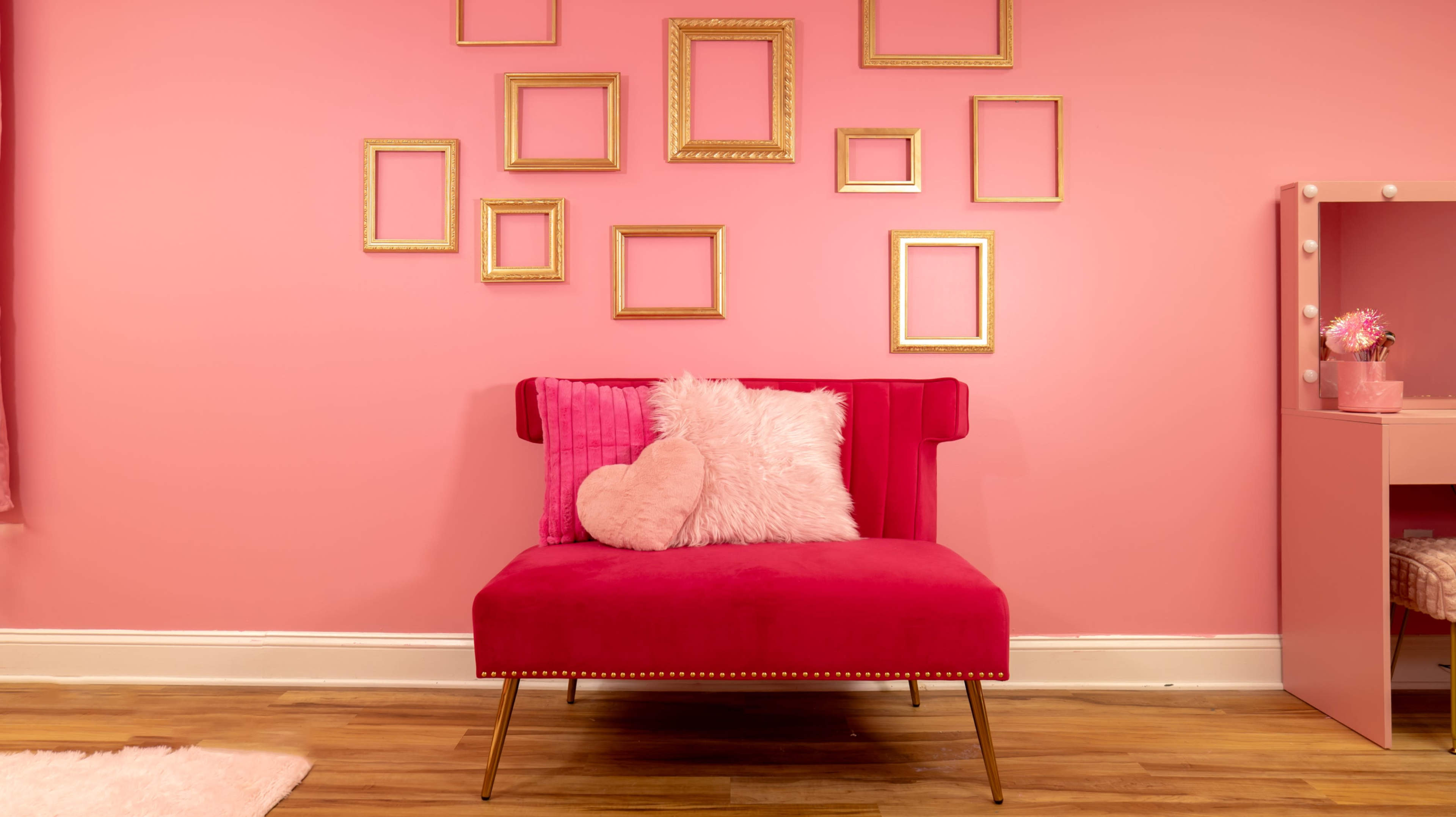 Photo Studio with FOUR Different Styled Sets (ALL PINK Room, NATURE room, FABRIC + PAPER backdrops) Image in Alpharetta, Alpharetta, GA