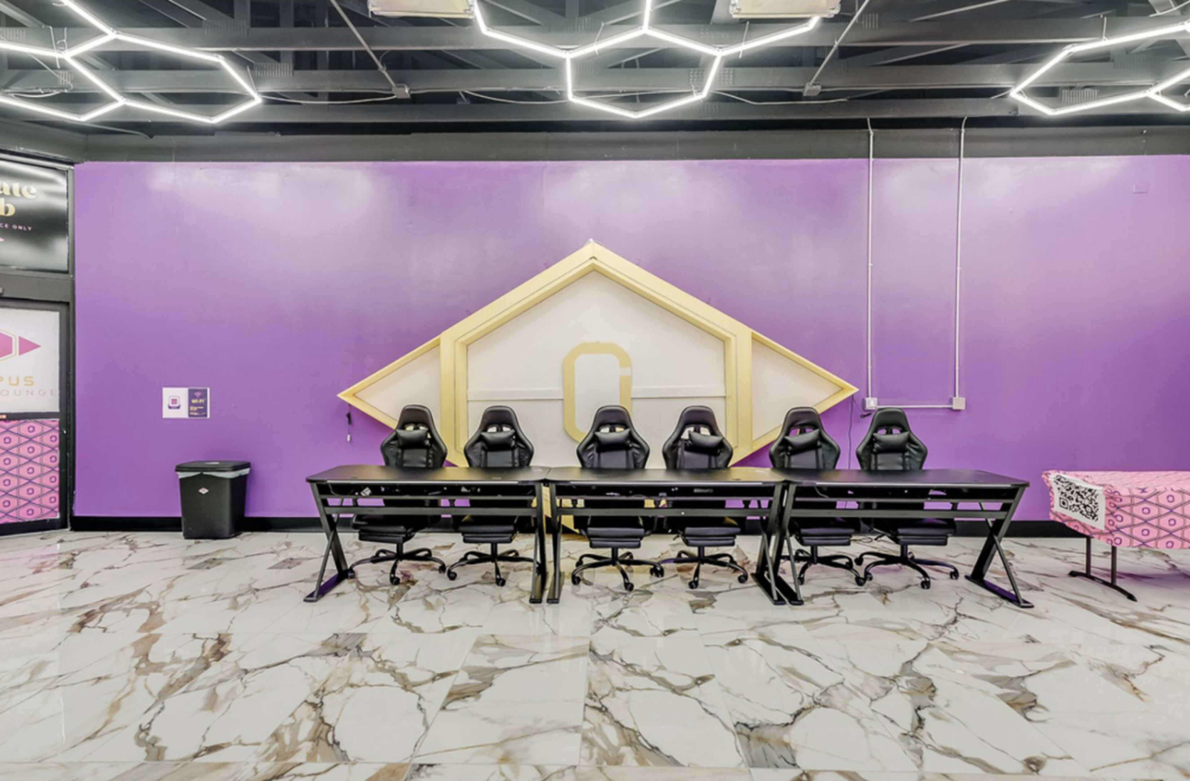 Louisville’s Premier Luxury Gaming Lounge for Corporate Events, Private Parties & Immersive Experiences Image in Shively, Louisville, KY