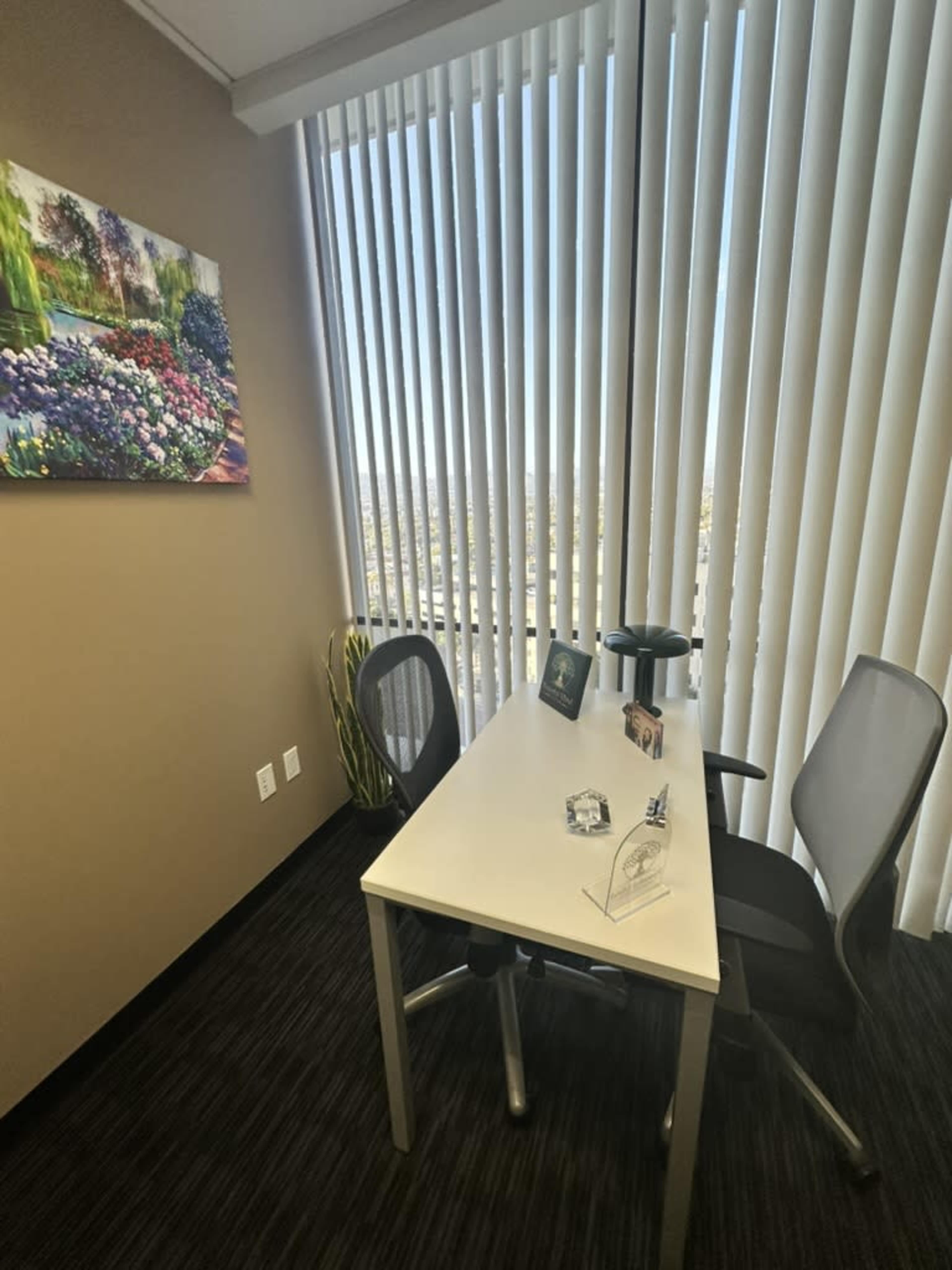 Beautiful High-end Office in Beverly Hills. Image in Beverly Hills, Beverly Hills, CA