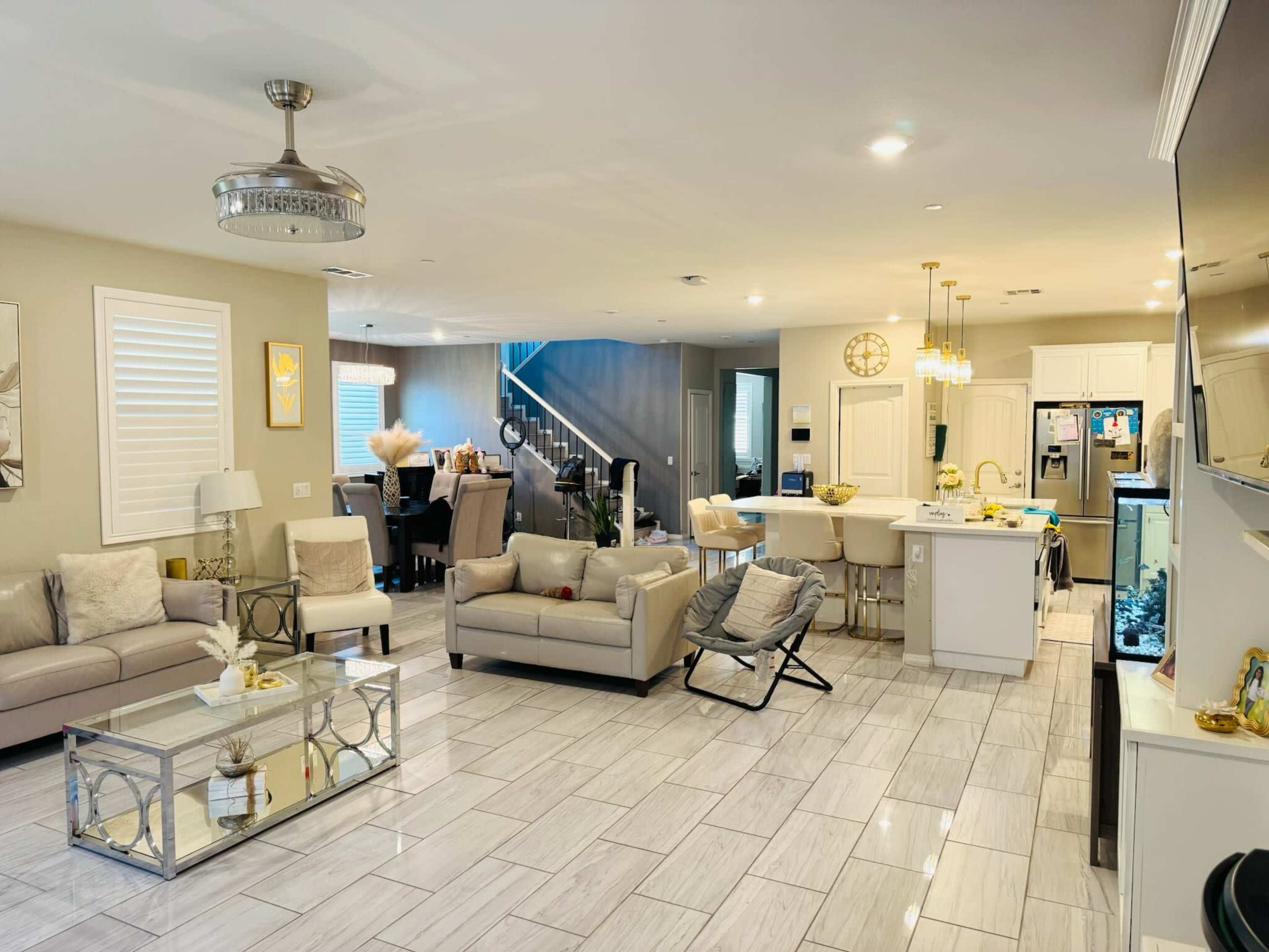 Elegant Home with Pool and Versatile Spaces for Events, Meetings, and Filming Image in Jurupa Valley, Jurupa Valley, CA