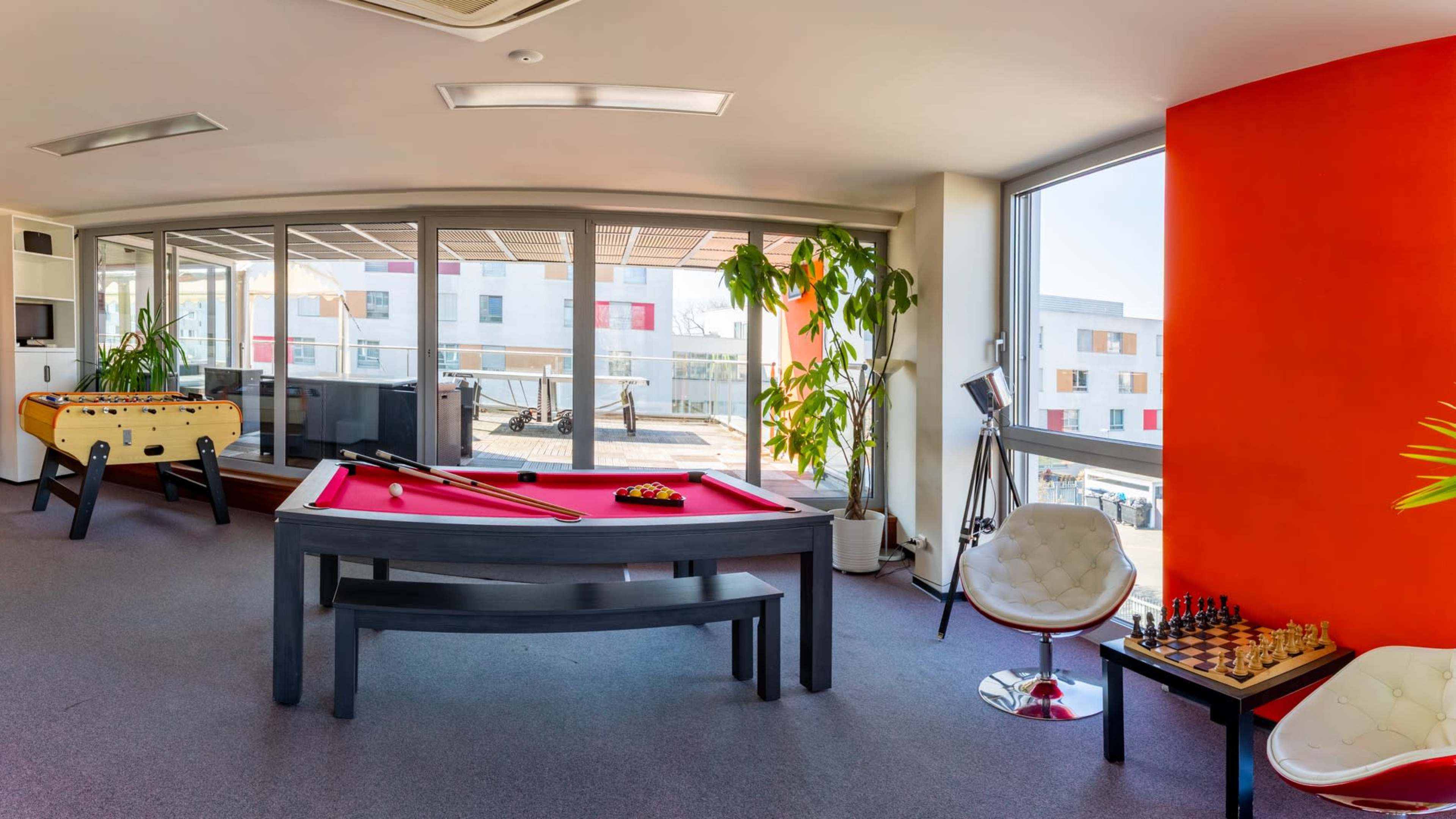 Espace détente et travail Image dans Polygone, Strasbourg, 