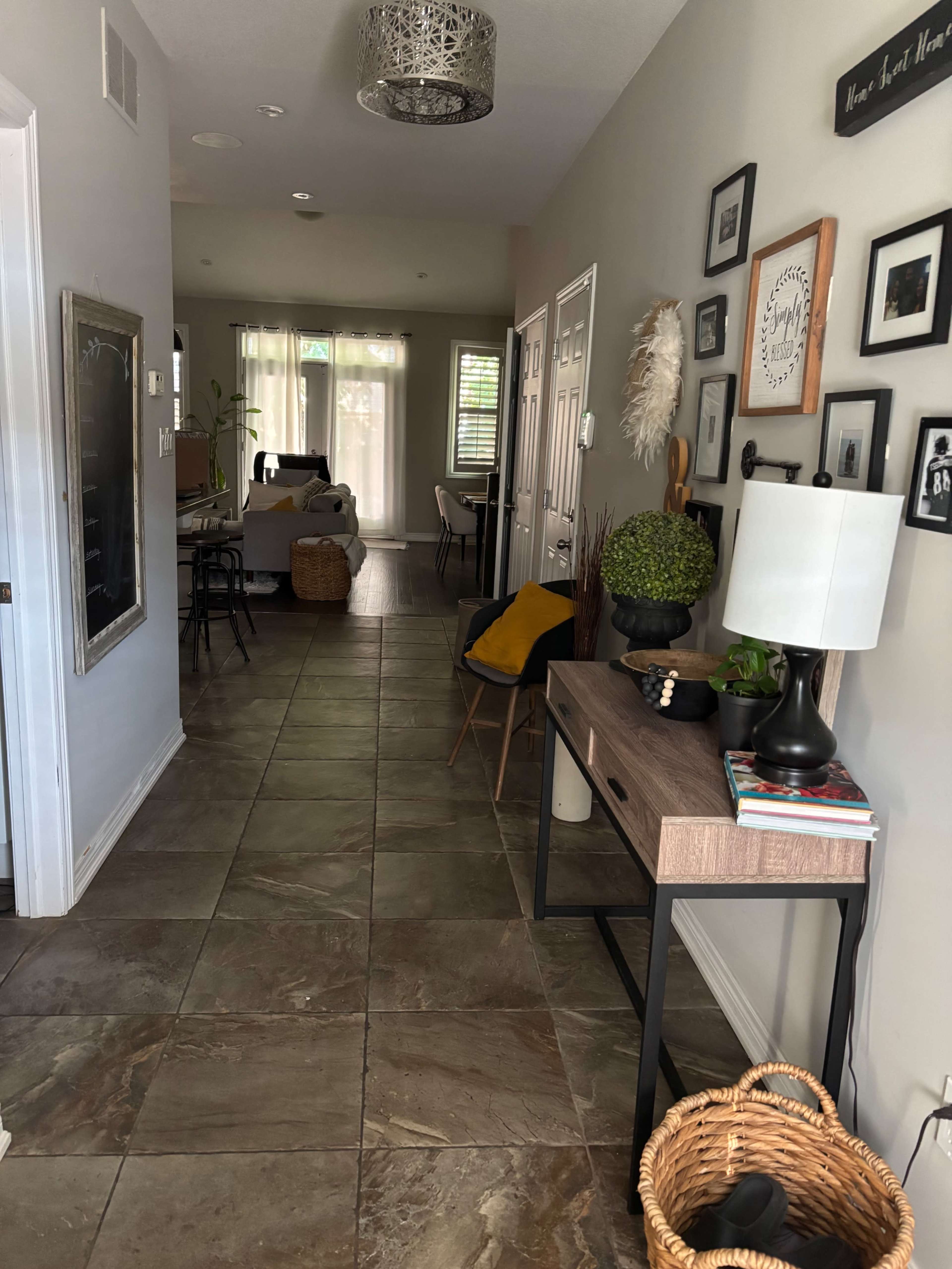 Modern Farm house Image in Ancaster, Ancaster, ON