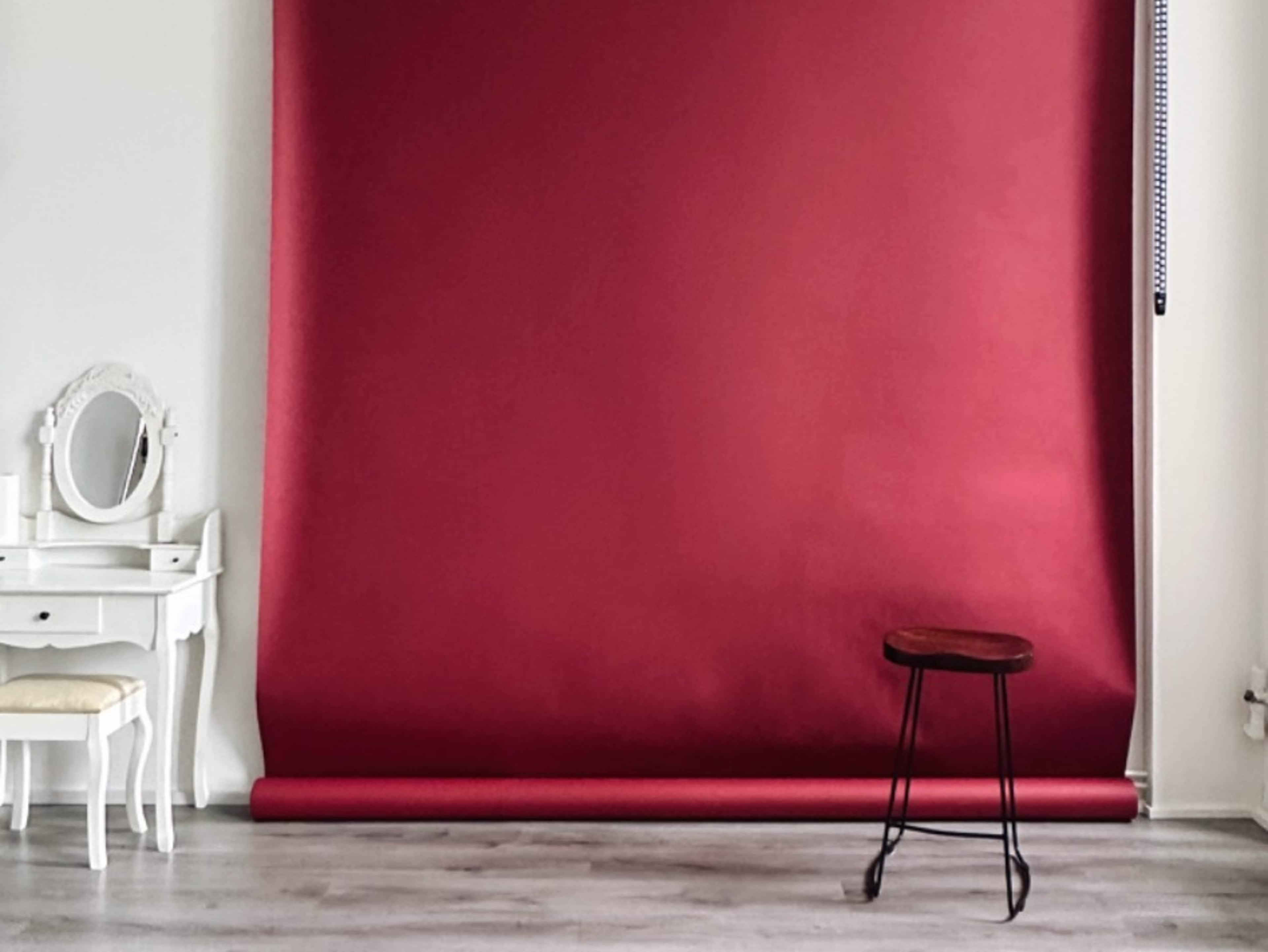 Standard 272cm backdrop when used on the floor