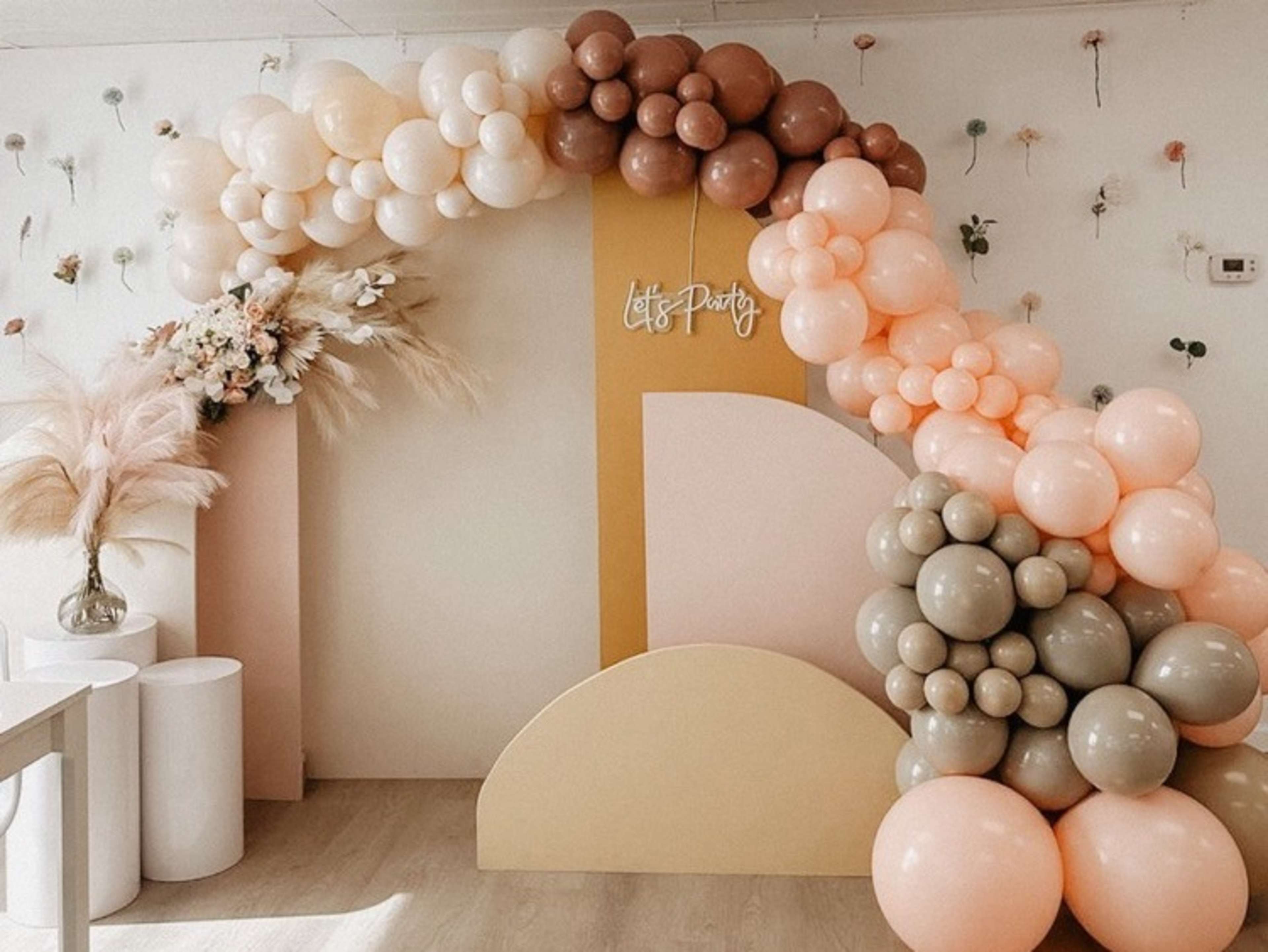 Balloon Garland