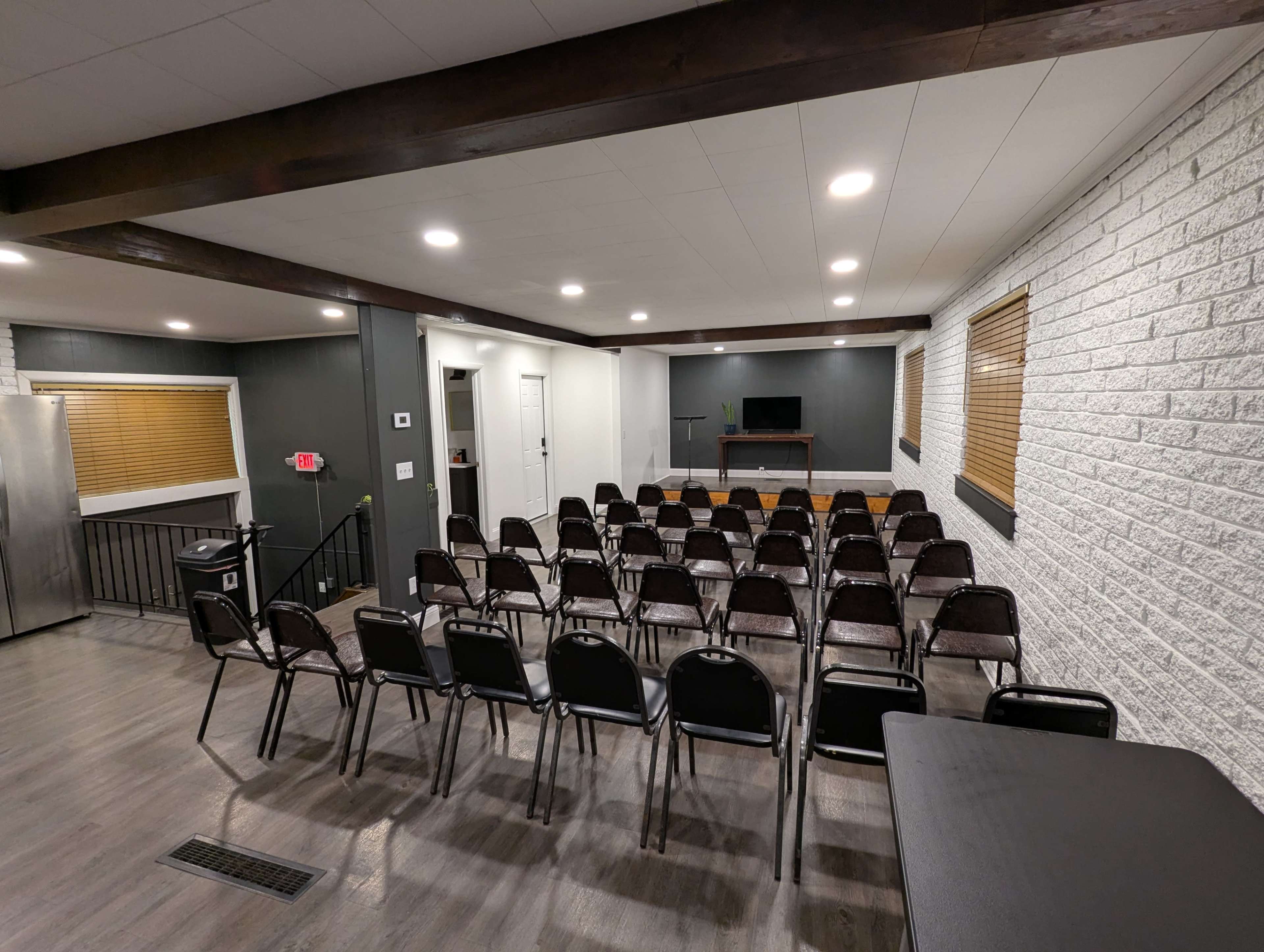 Clean, Flexible Meeting Space Near the Lodge Freeway Image in Chalfonte, Detroit, MI