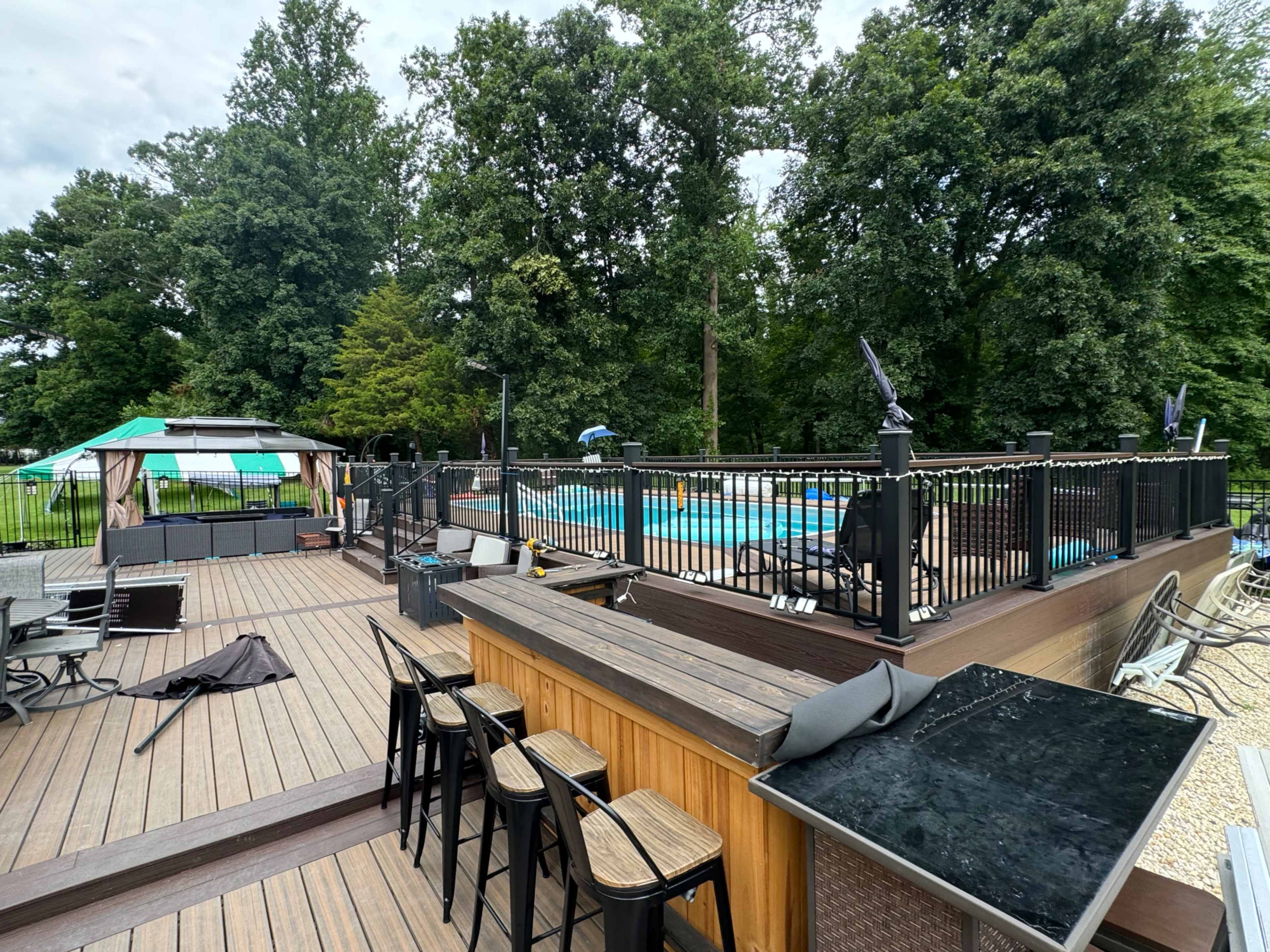Solarium Deck and pool Image in Pilesgrove, Pilesgrove, NJ