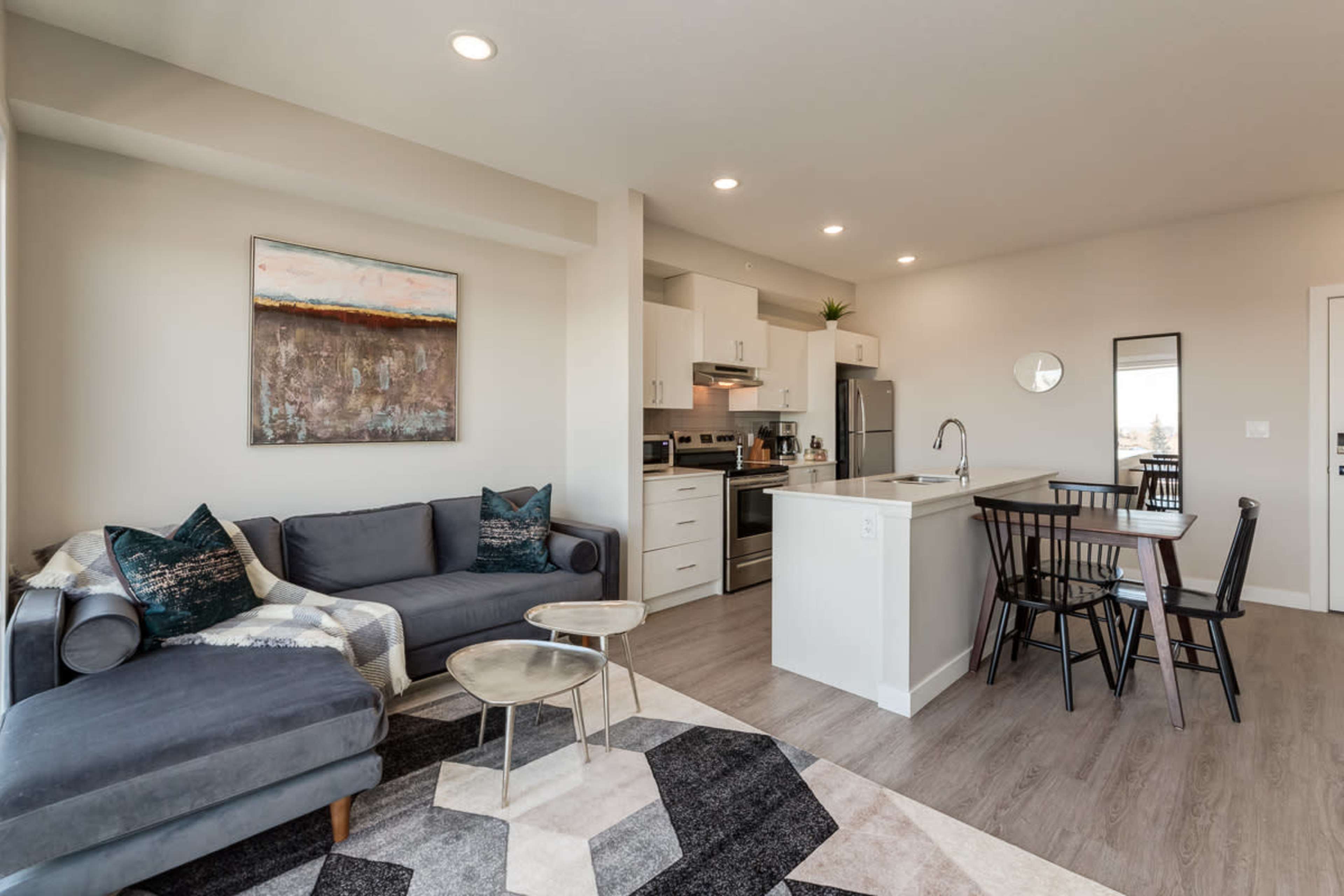 Penthouse Apartment with Skyline Views Image in Southwest Calgary, Calgary, AB