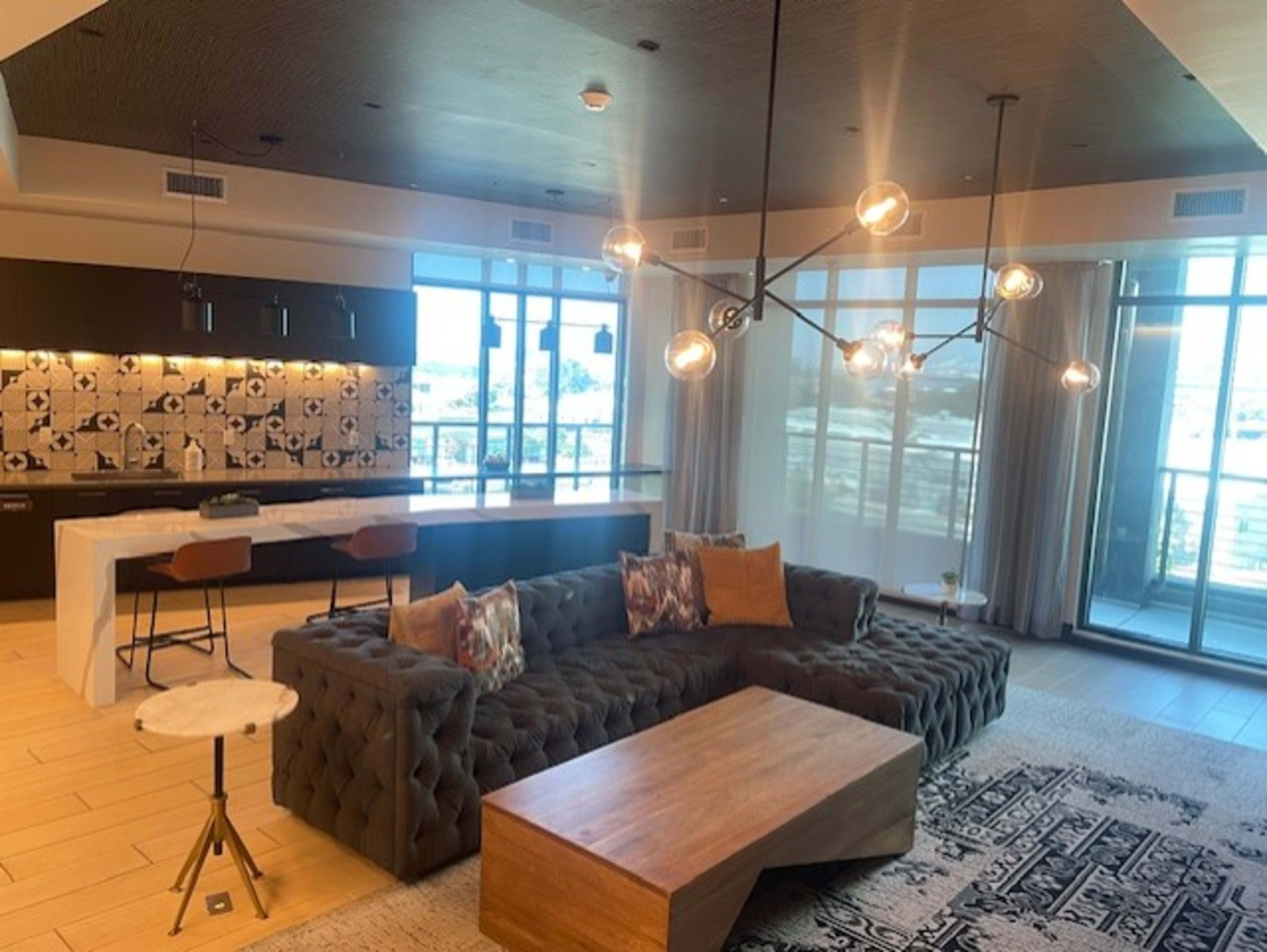 Modern lounge with natural sunlight Image in Emeryville, Emeryville, CA