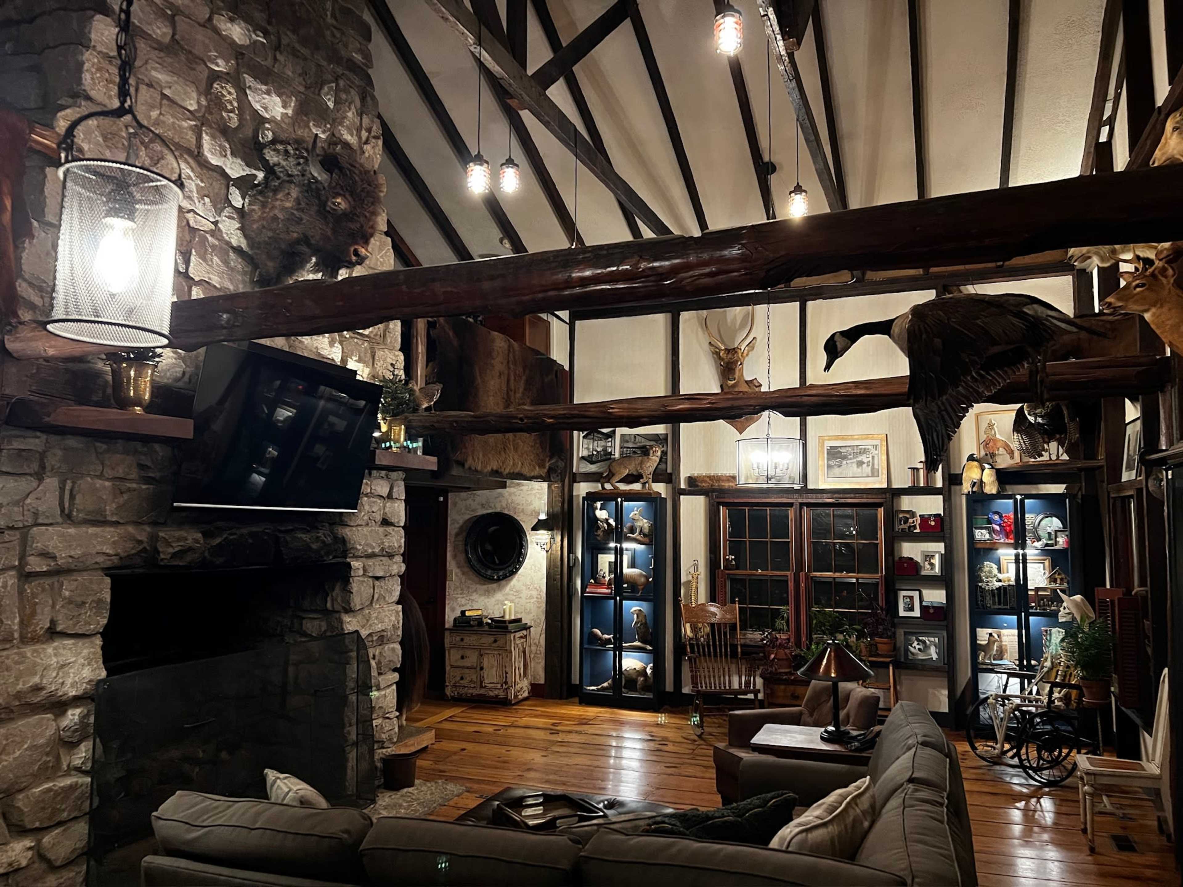 Possum Kingdom - A Unique Cinematic Hideaway On 6 Wooded Acres Near Nashville Image in , Nashville, TN