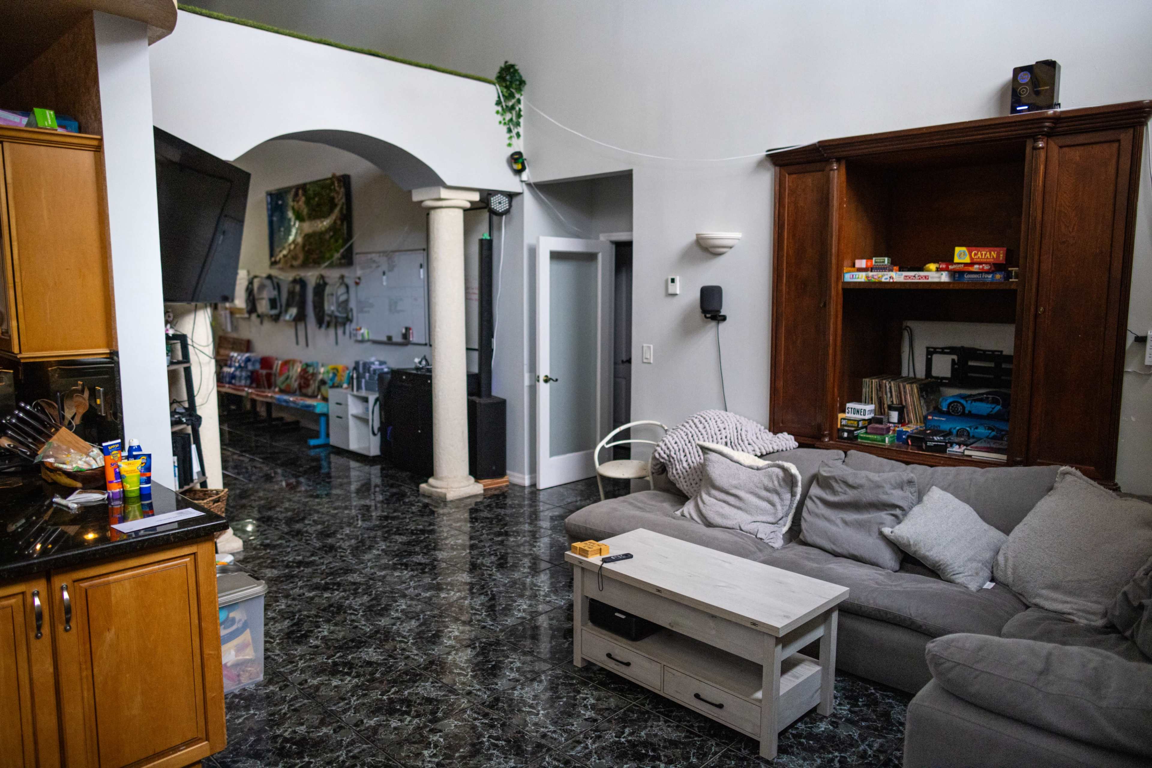 Large Unique Lofted Suburban House and Backyard Jungle Oasis Image in South Miami, Miami, FL