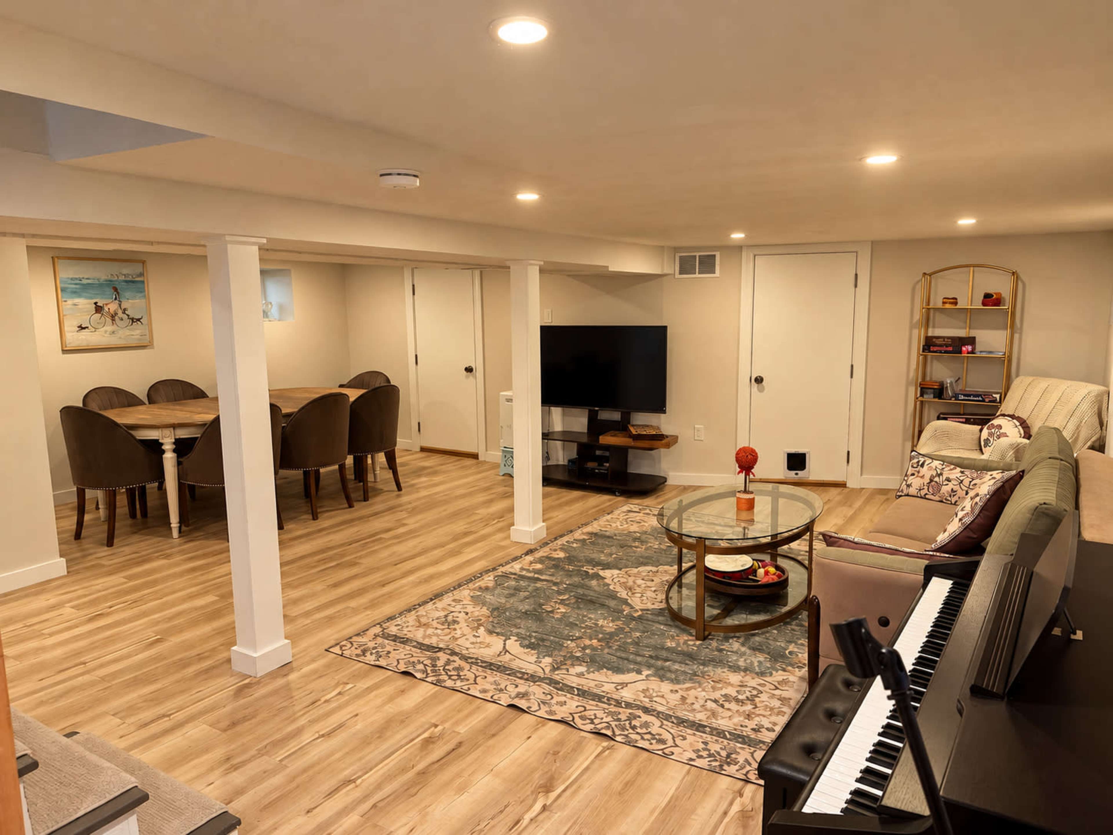 Cozy Waltham Gathering Space with Piano & Private Entrance Image in North Waltham, Waltham, MA