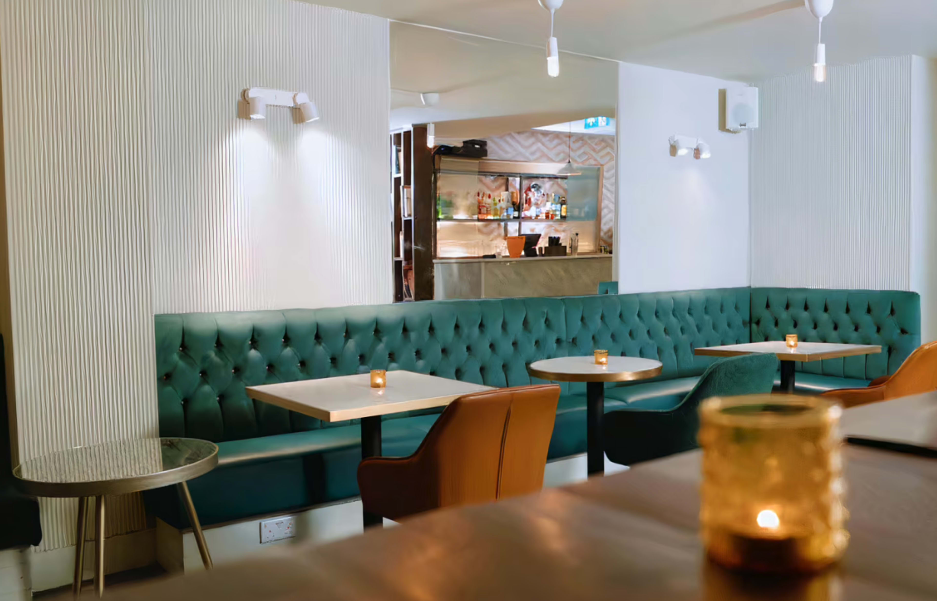 Beautiful welcoming & cosy bar and lounge in Earlsfield - Ideal for events of all kinds Image in Earlsfield, London, ENG