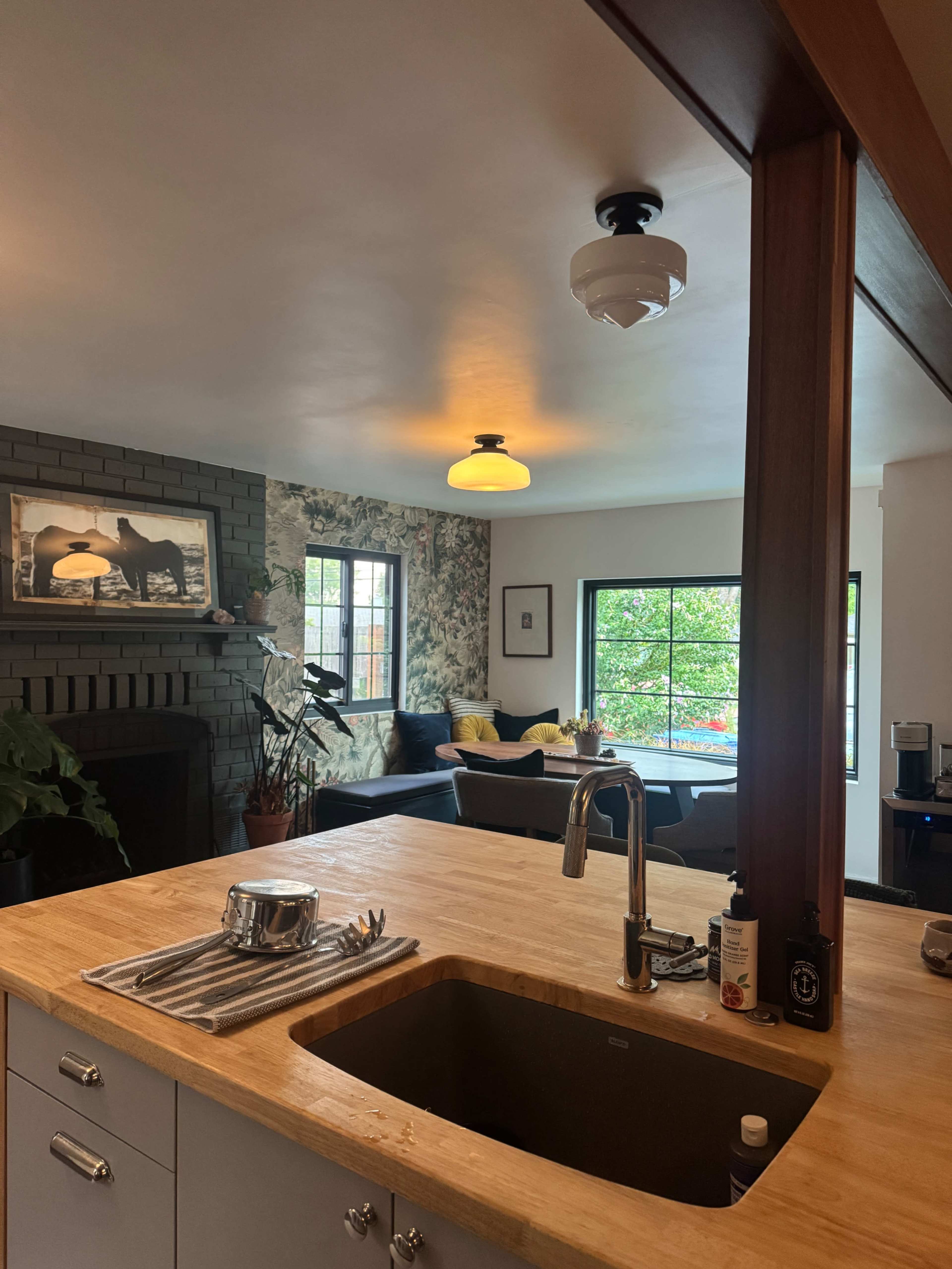 Mid - Century Bungalow Image in Southeast Portland, Portland, OR