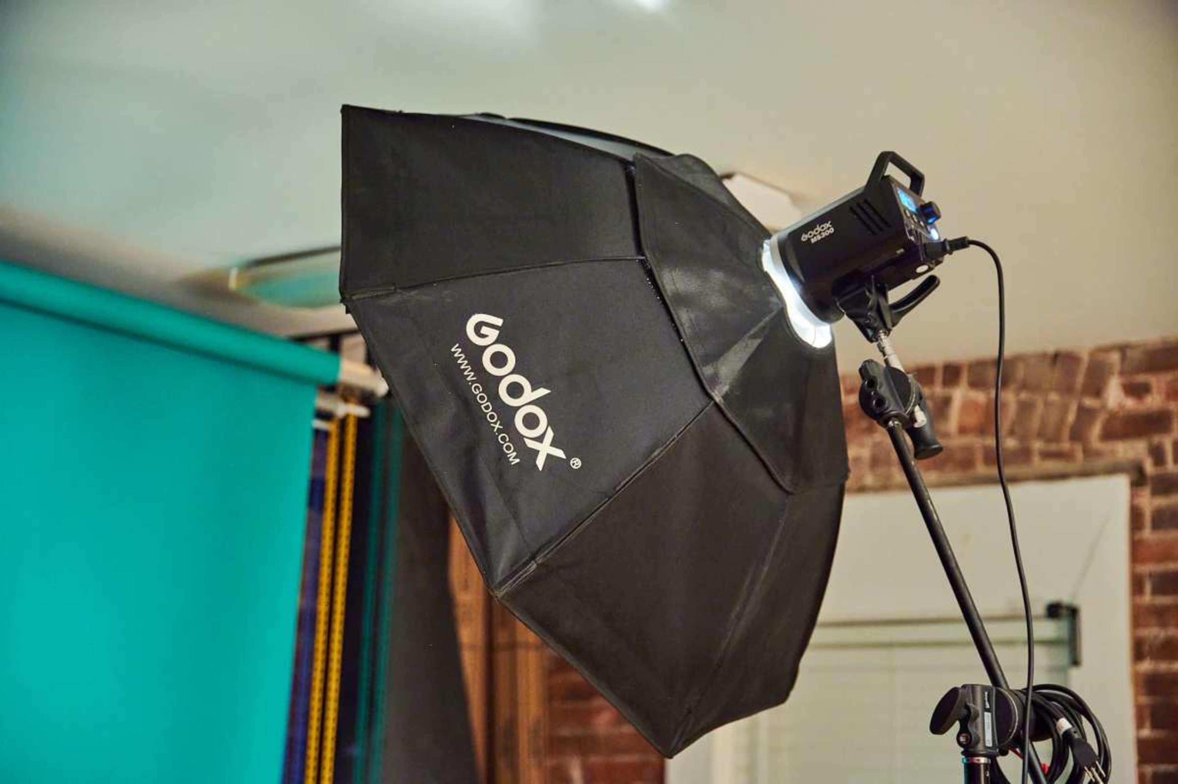 Urban city area studio with industrial look Image in Wooster Square, New Haven, CT