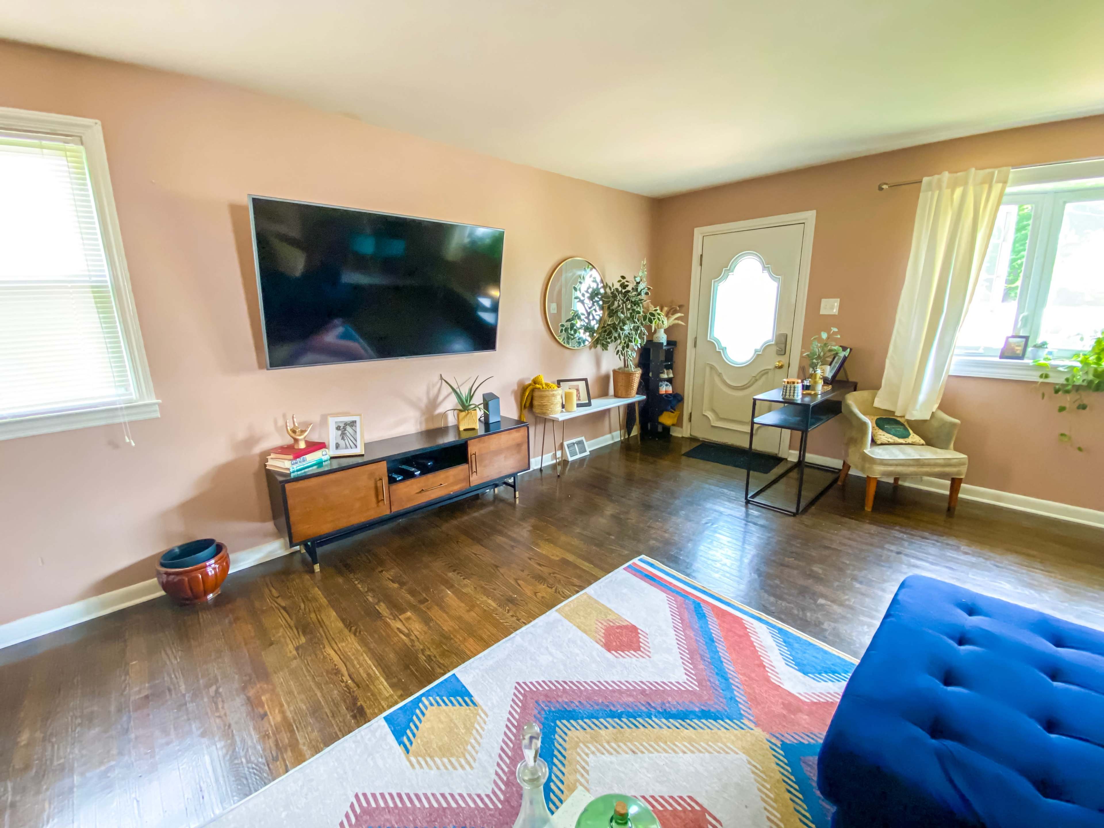 Offbeat Suburban Single Family Home Image in Lindenwold, Lindenwold, NJ