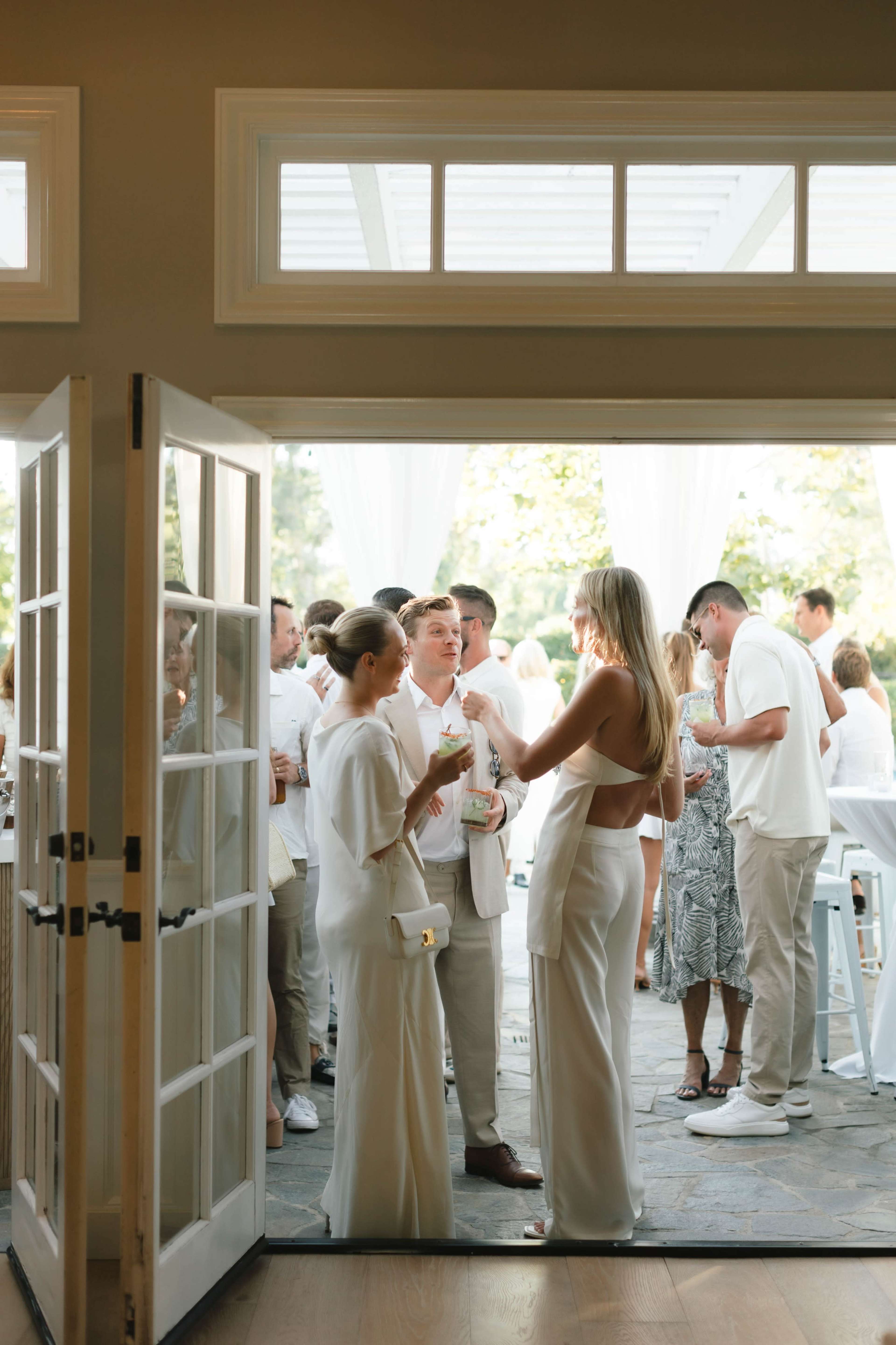 That perfect quaint white house for your photoshoots, backyard weddings, or parties Image in North Tustin, Santa Ana, CA, CA