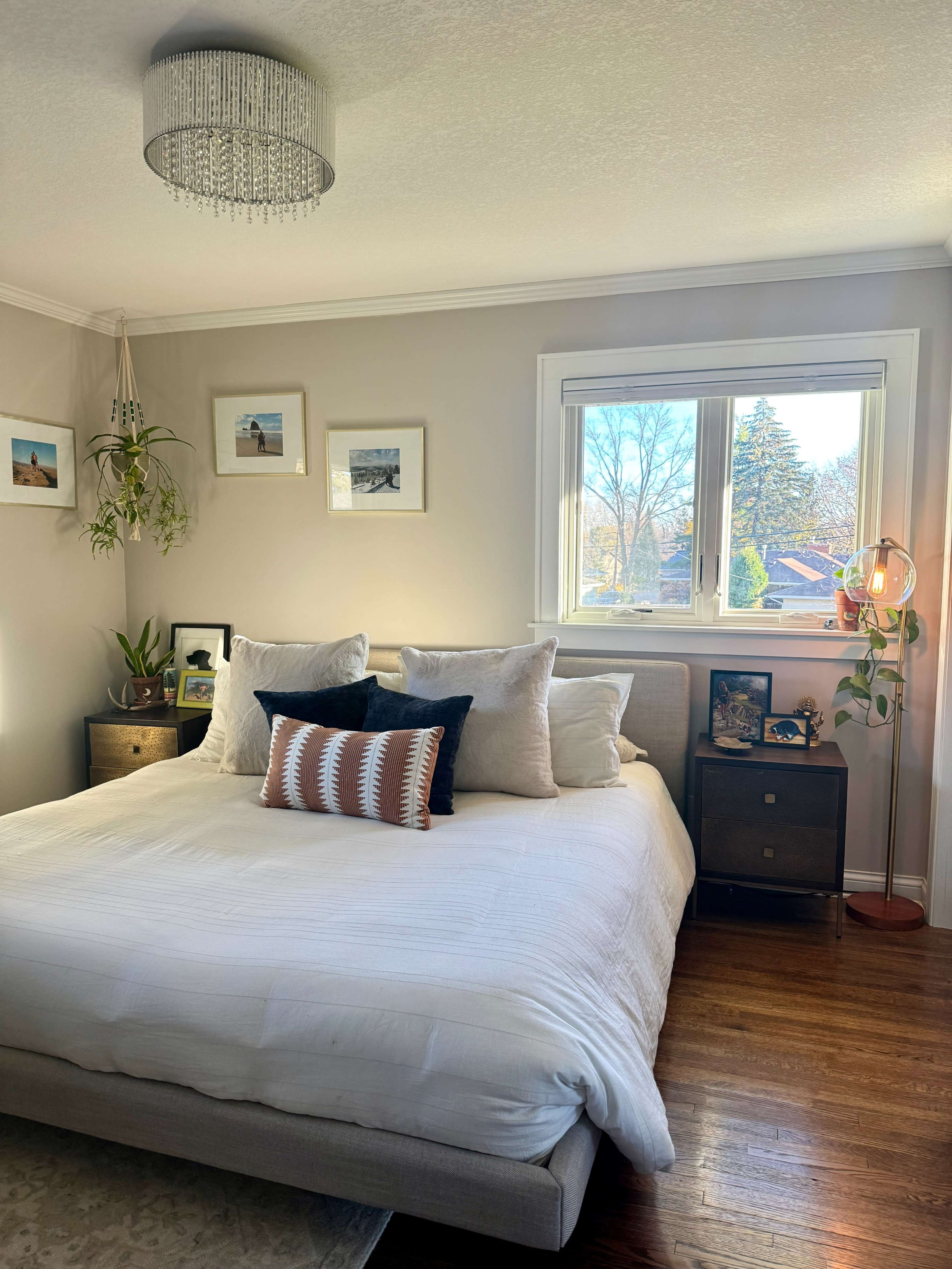 Film-Friendly Brick Rambler: Minutes from Downtown Image in Saint Anthony, St. Anthony, MN