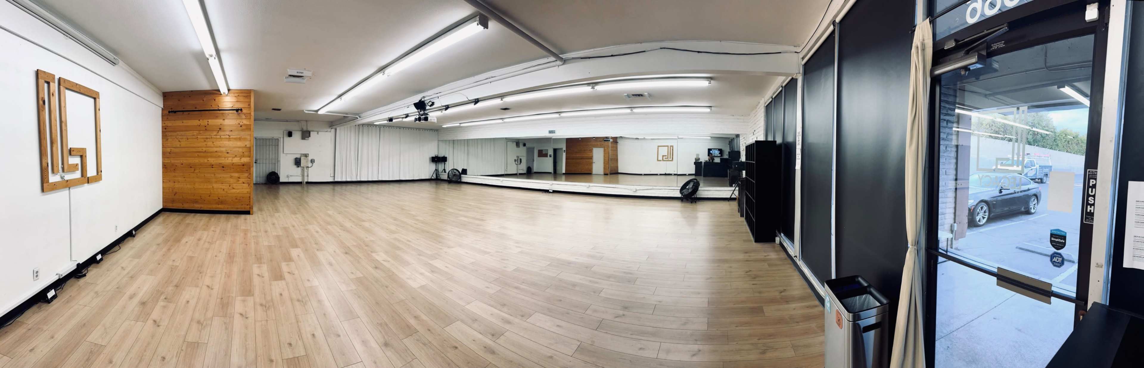 Dance Studio with great lighting and large 2,000 square footage room, available sound system. Image in , El Cajon, CA