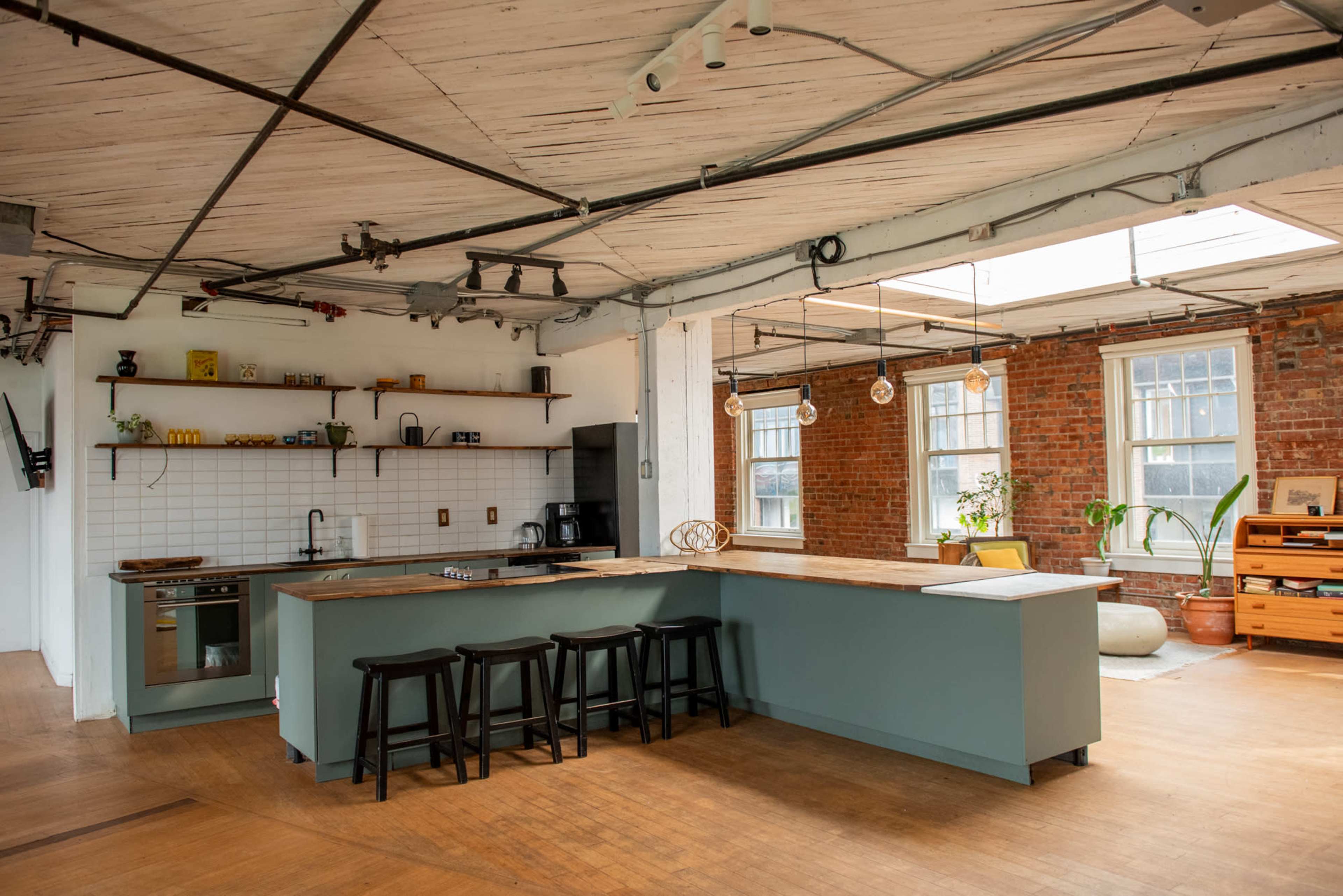 Bright, Inviting and Inspiring Gastown Heritage Loft Event Space Image in Downtown Eastside, Vancouver, BC
