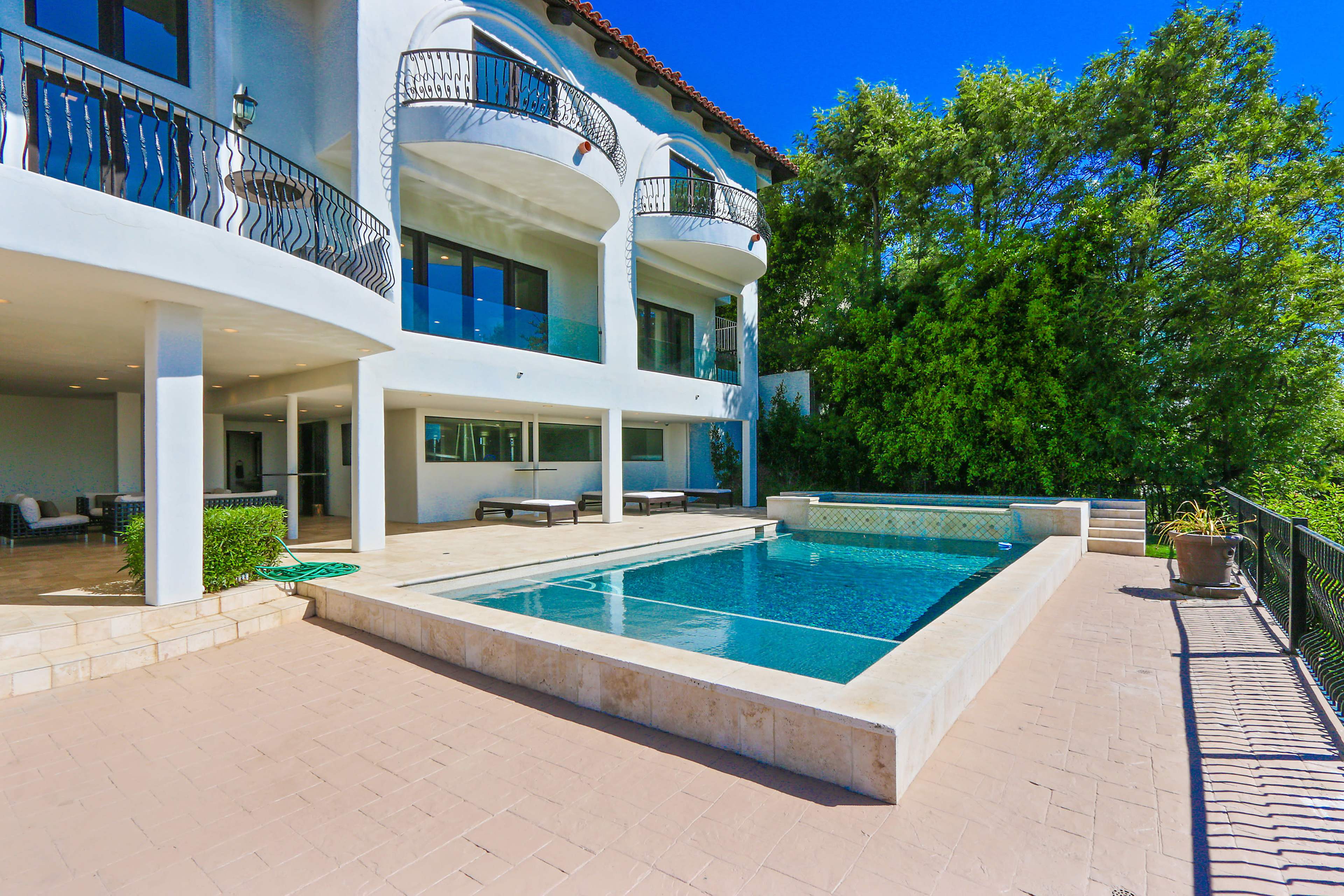 OCEANVIEW MEDITERRANEAN W/ GRAND INTERIORS Image in Beverly Crest, Beverly Hills, CA