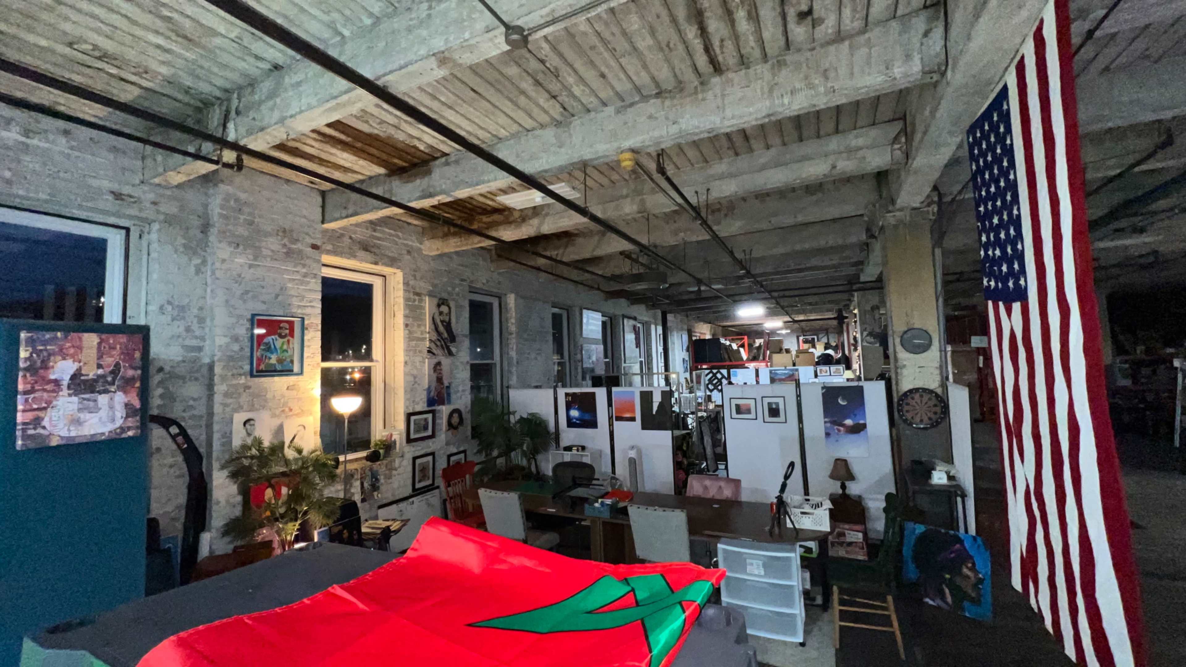 industrial, rustic, roomy Image in Cincinnati, Cincinnati, OH