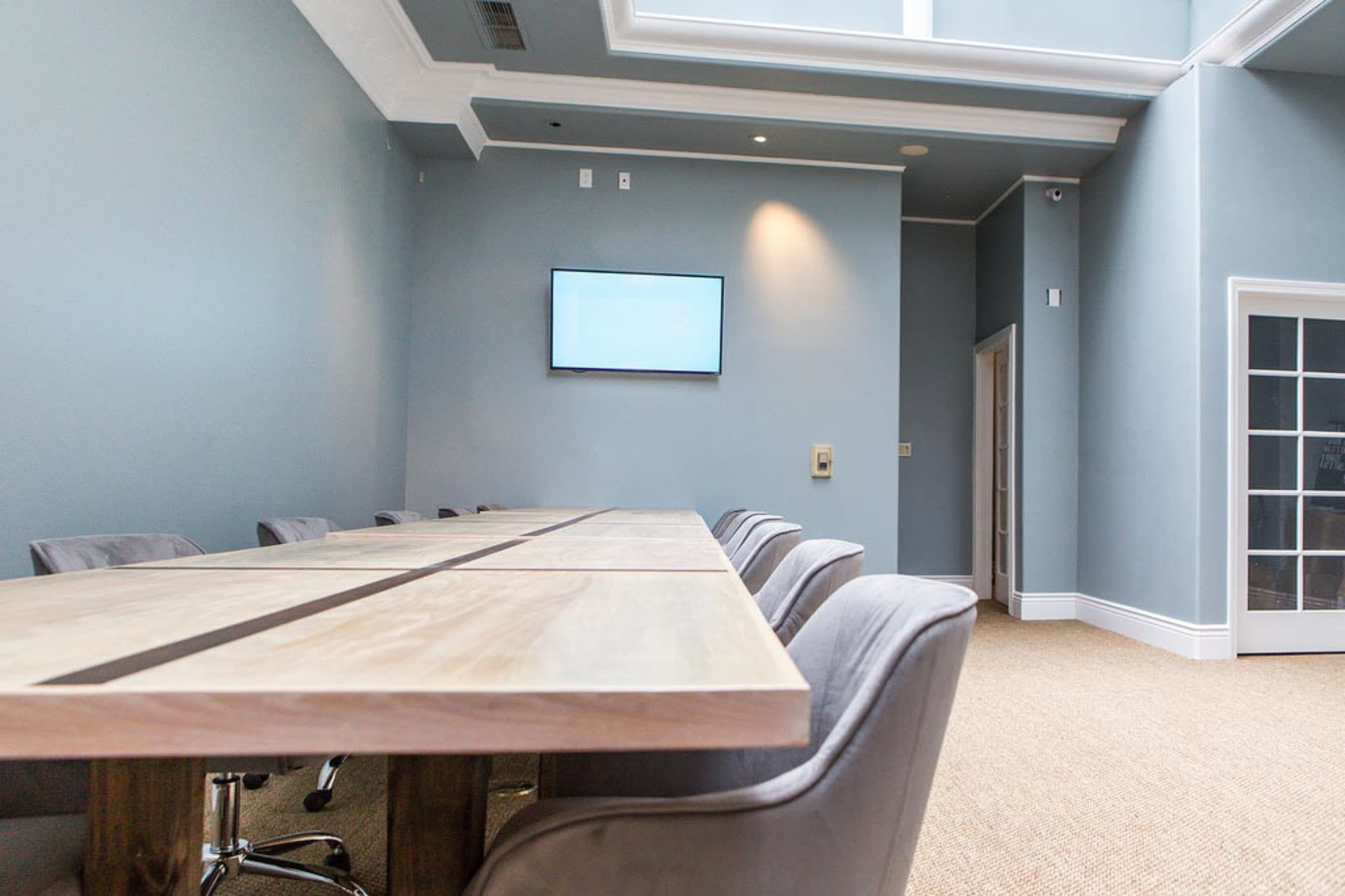Luxurious Space with Skylight in FIDI Historical Building Image in Financial District, San Francisco, CA