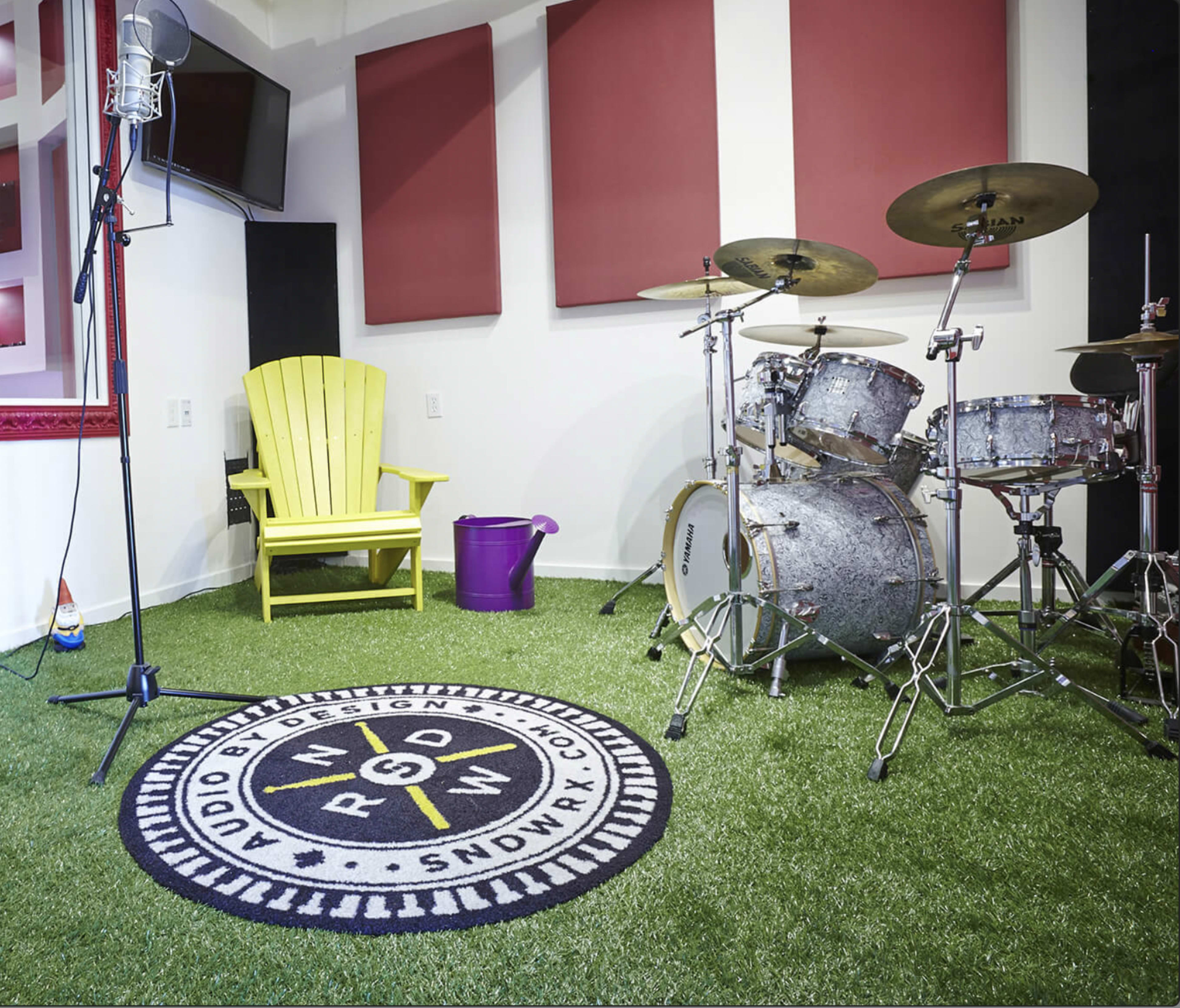 Unique Downtown content creation and recording studio Image in Kensington-Chinatown, toronto, ON