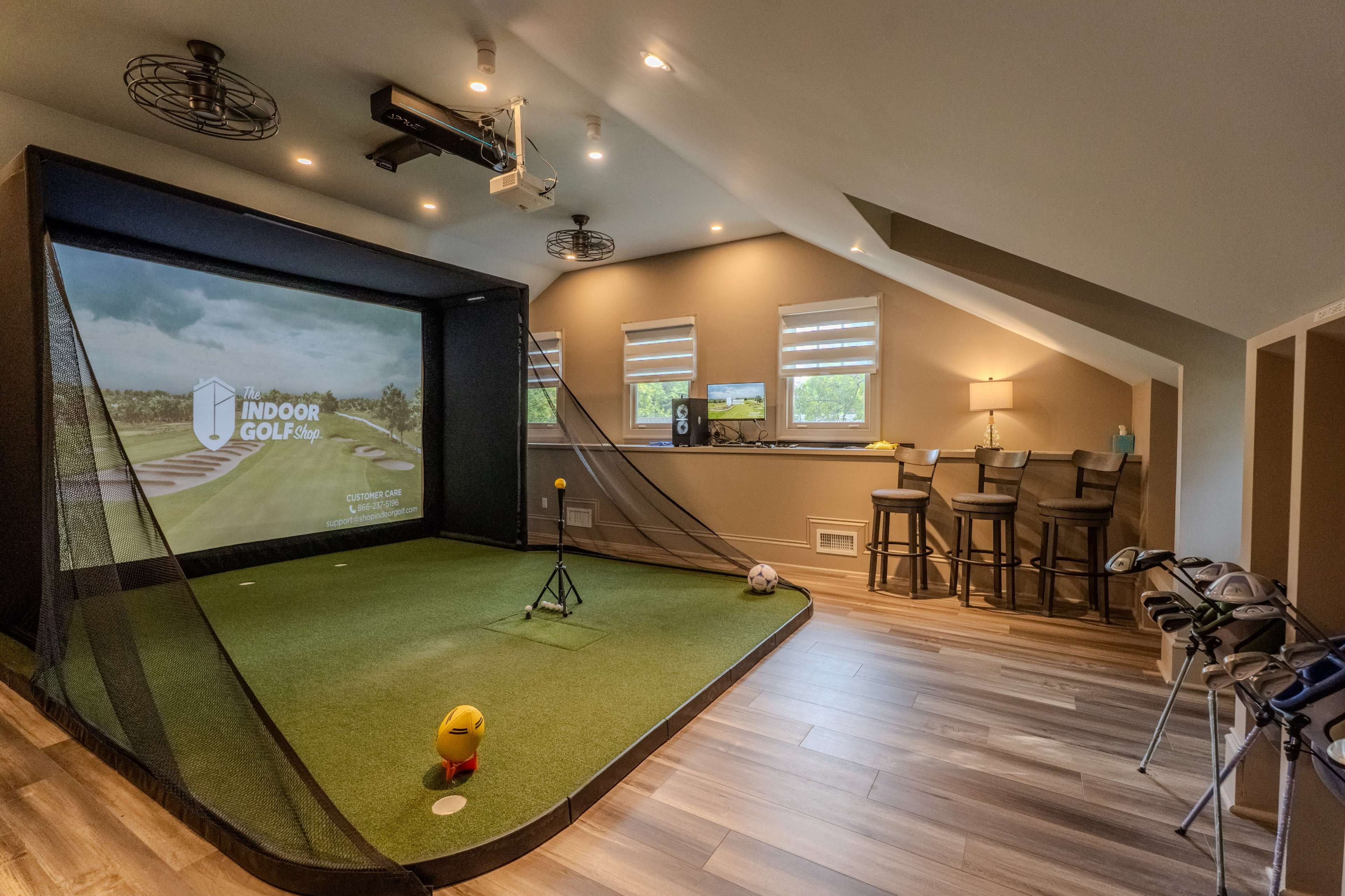 Vibrant Estate Nestled in the Oaks of Historic Five Points Neighborhood Image in Oberlin Village, Raleigh, NC