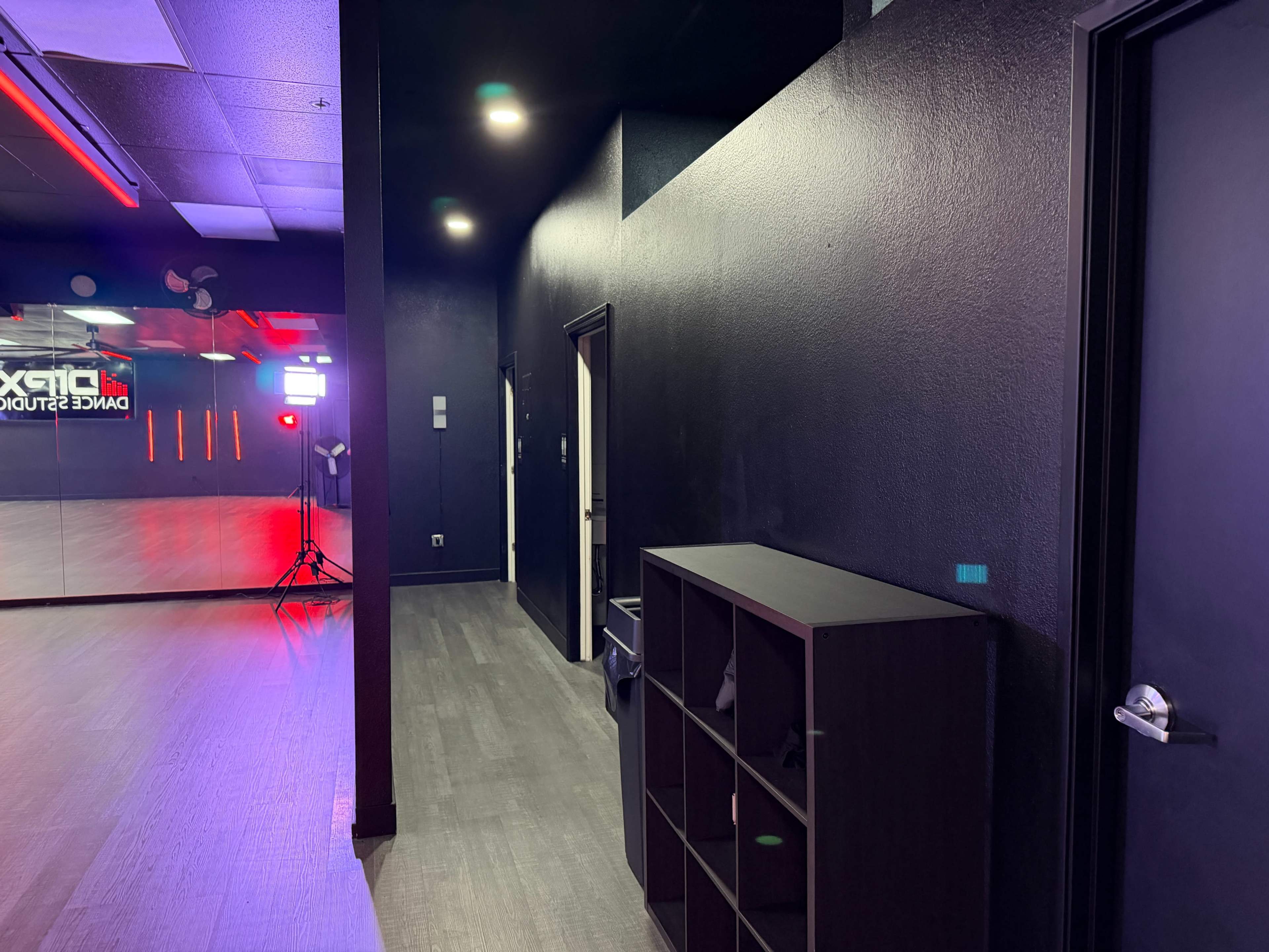 Newly renovated dance studio with top of the line speakers and lighting Image in Valley Hi / North Laguna, Sacramento, CA