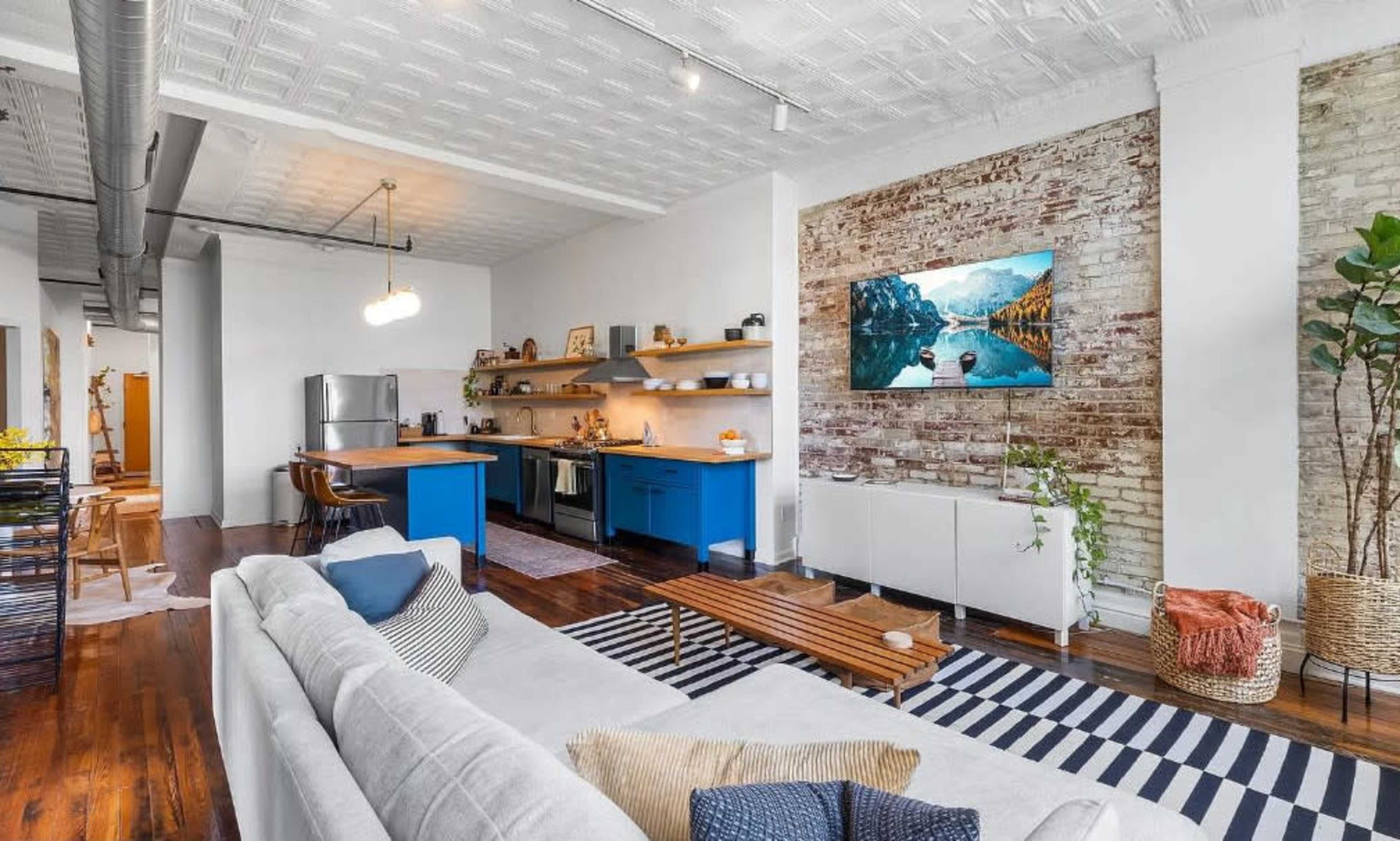 Cozy Industrial-Chic Studio in Trendy NoLibs Image in North Philadelphia, Philadelphia, PA