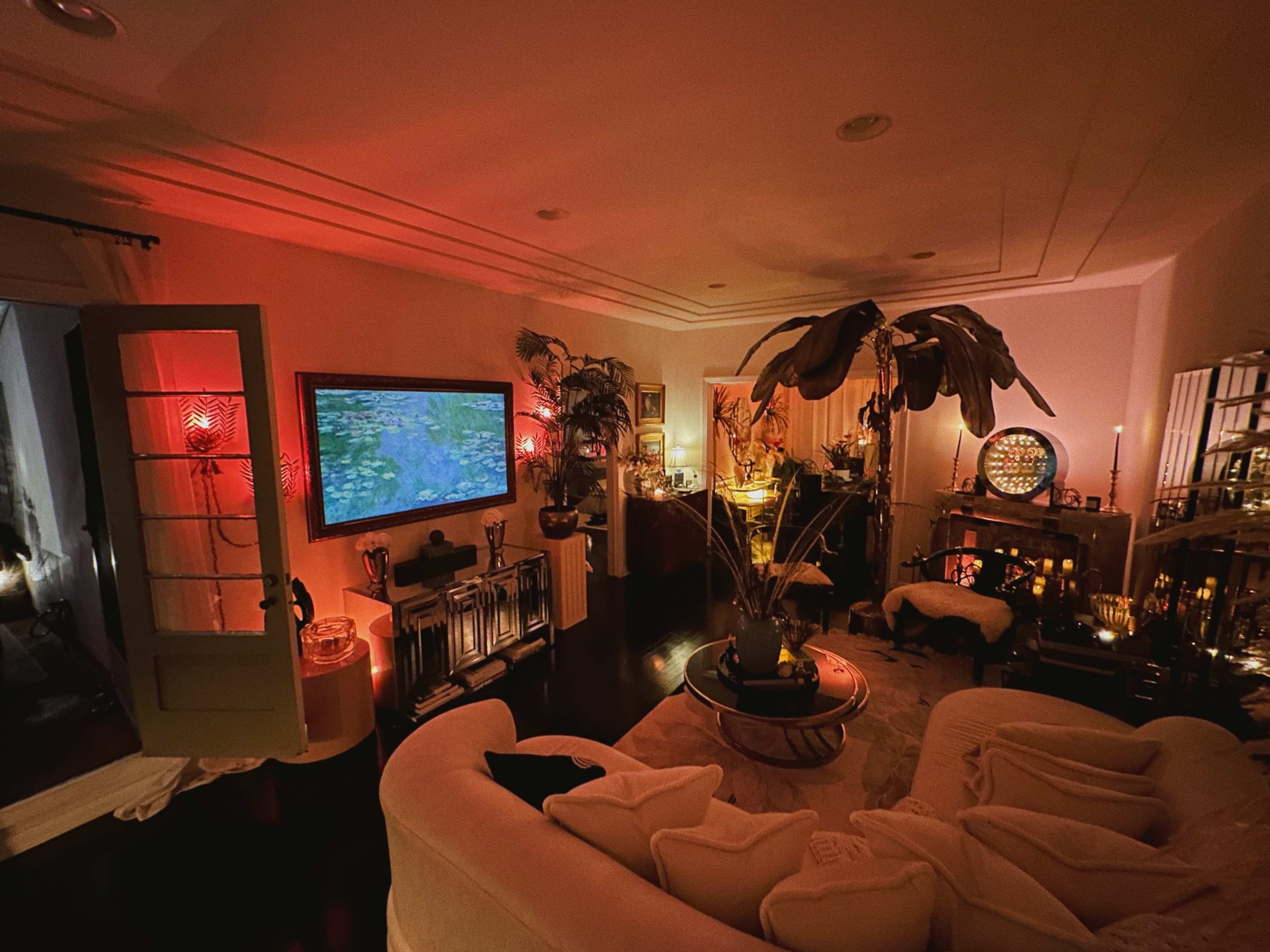 Historic Art Deco Apartment with Old Hollywood Glamour Image in Hancock Park, Los Angeles, CA