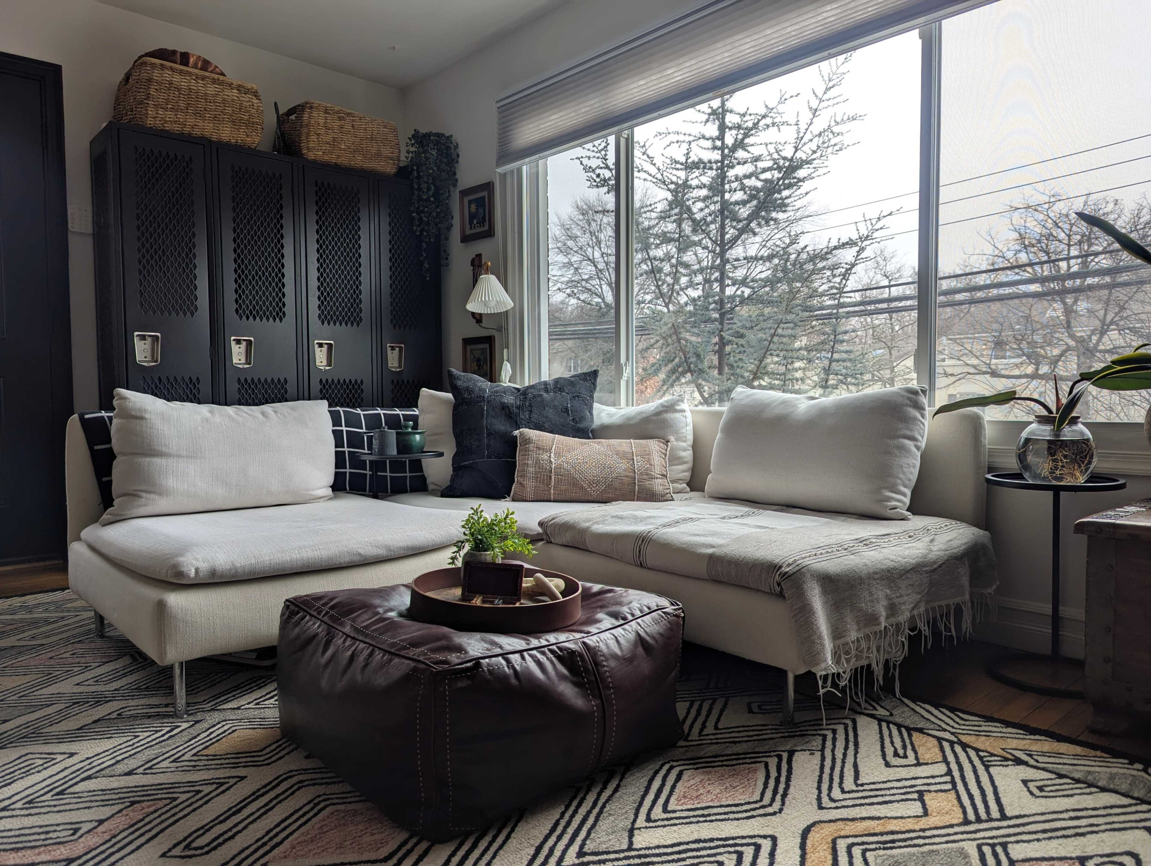 Modern decorator-owned home just outside Washington, DC Image in Arlington Mill, Arlington, VA