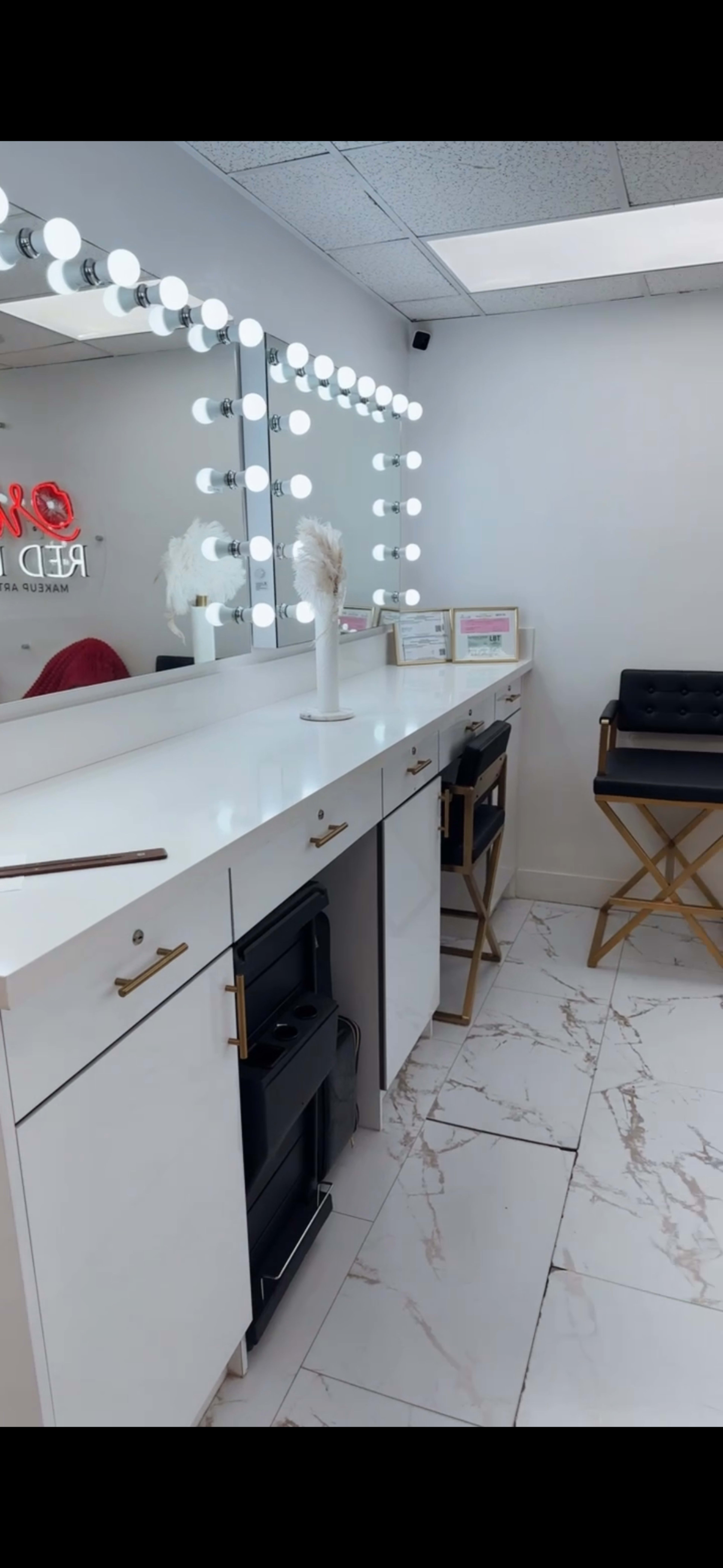 Red Lips Makeup Artistry Studio Image in Hialeah, hialeah, FL