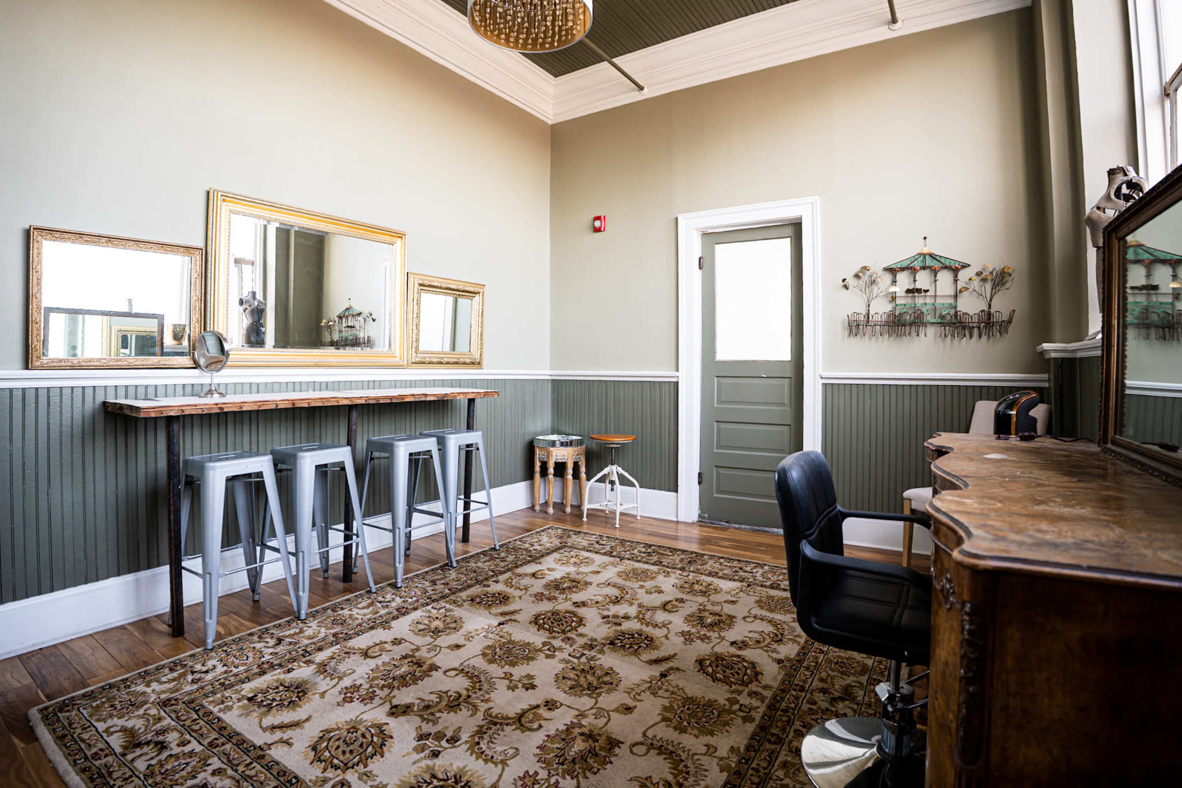 Downtown Industrial Event Space with 12,000 sq ft of Open Layout and a 2,000 sq ft Outdoor Patio Image in Bowling Green, Bowling Green, KY