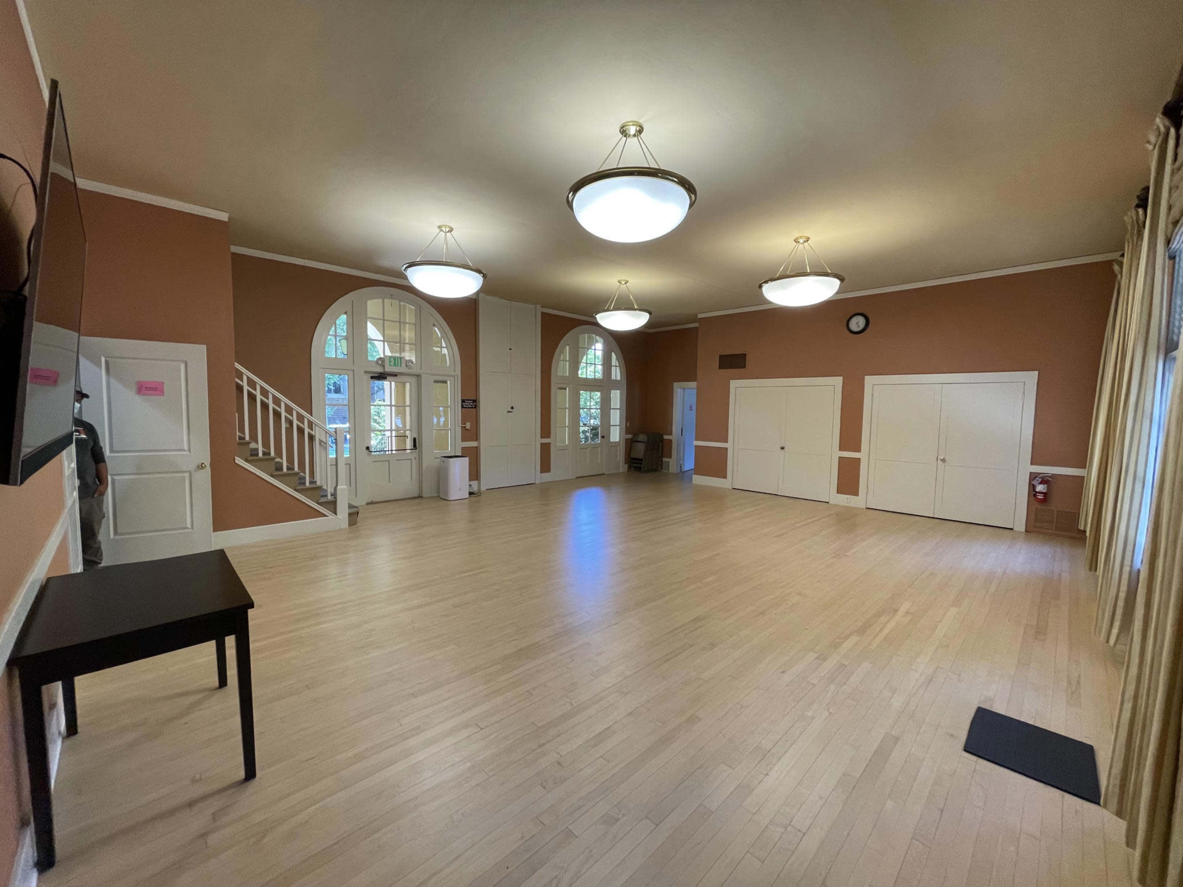 Buckham Room: Multi-Purpose Meeting, Event, and Performance Room Image in North Central, San Mateo, CA