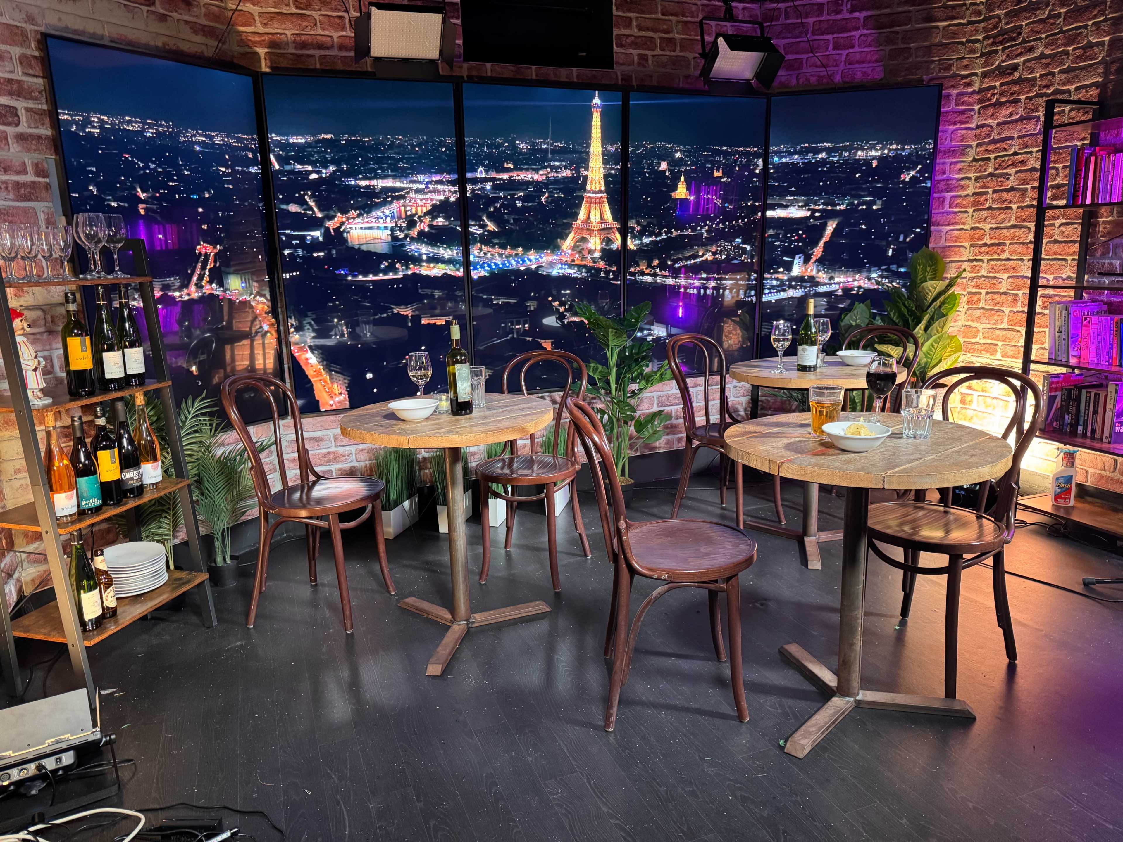 Broadcast and Podcast Studio Image in Hammersmith, London, ENG