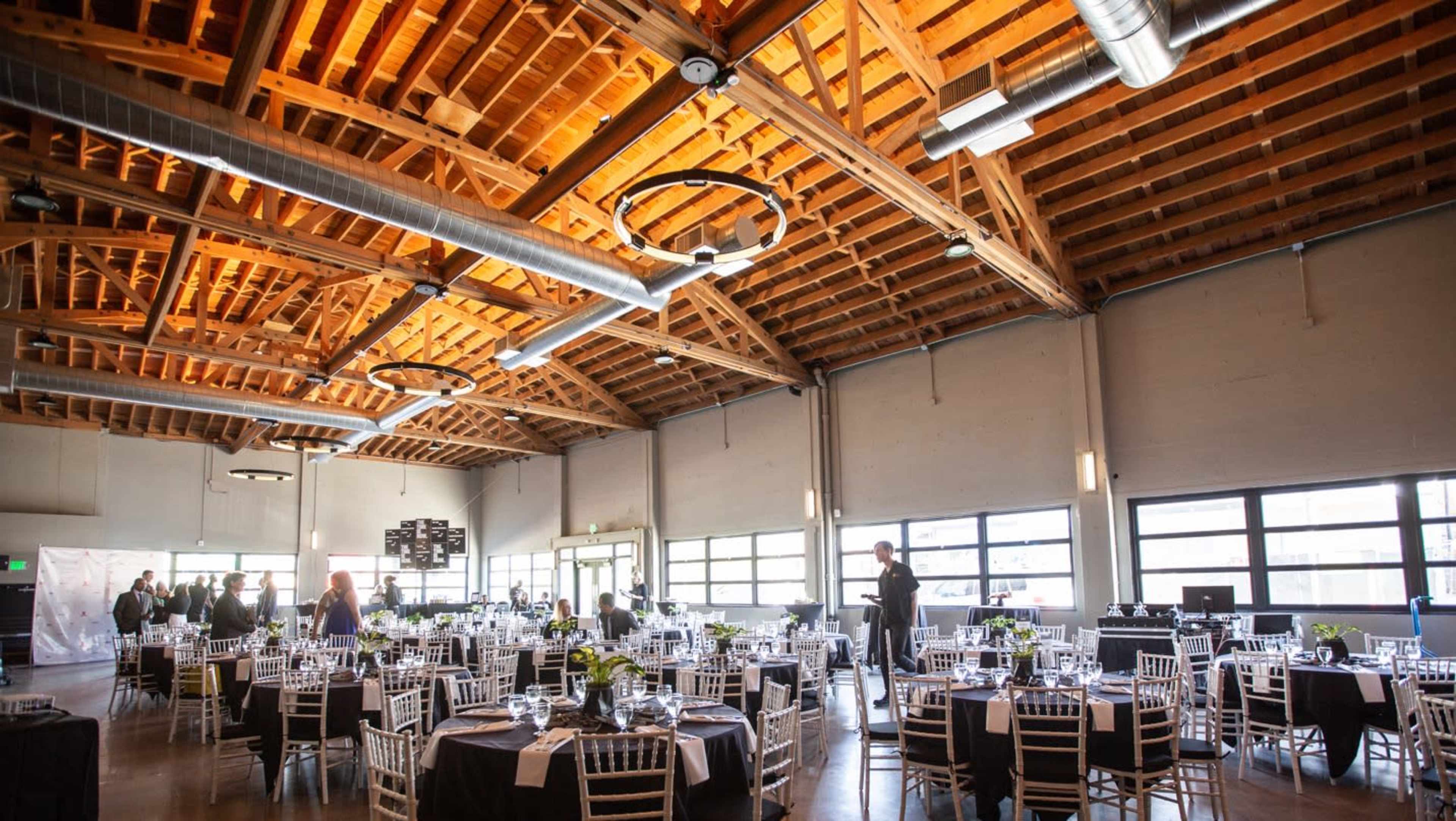 Urban, Uptown (5 minutes from downtown) Image in Northwest Portland, Portland, OR