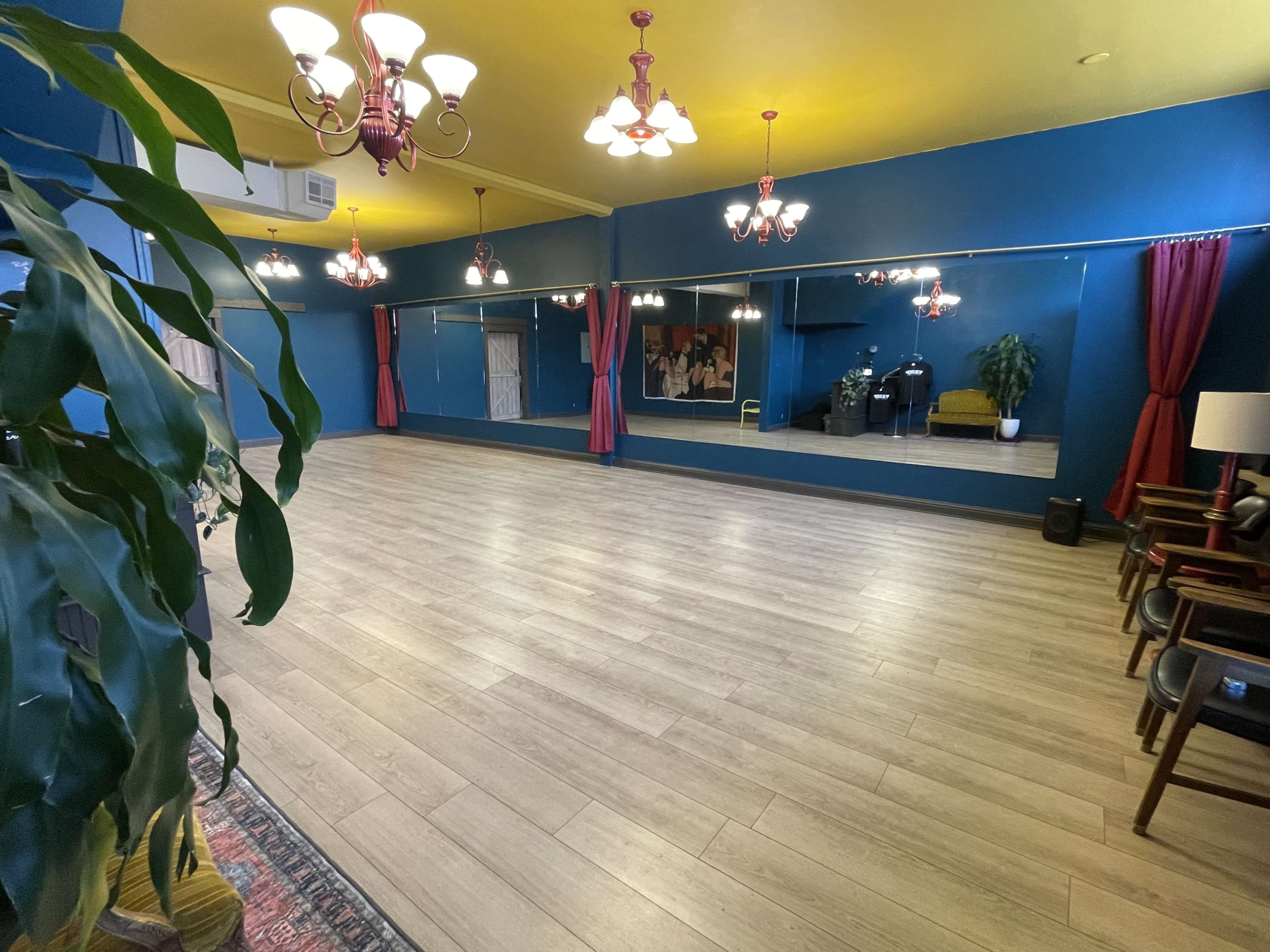 Flexible rehearsal studio on up and coming block Image in Western 49-63, Kansas City, MO