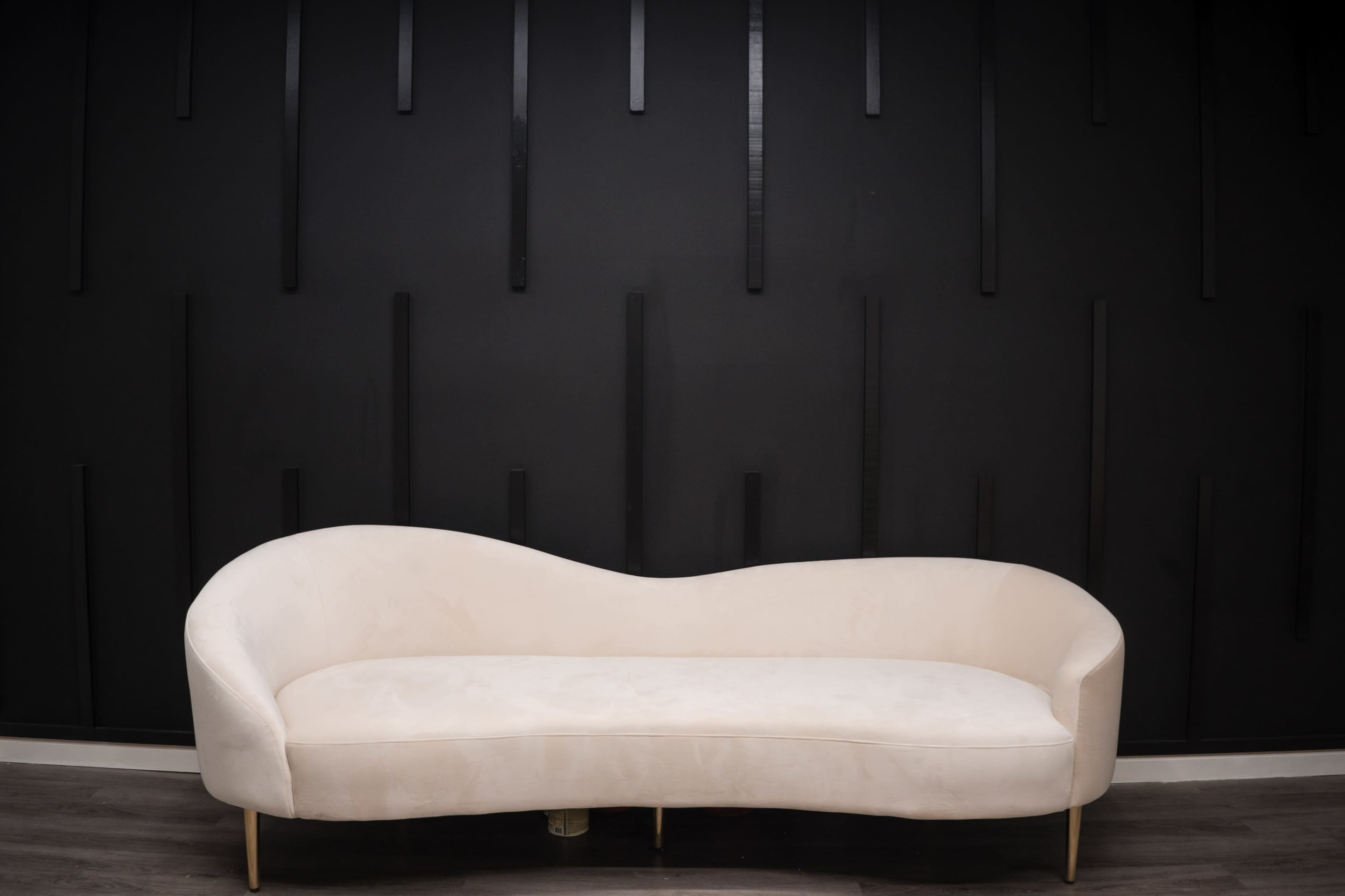 Modern Studio Located in the heart of College Park 15mins outside Washington DC for Photography, Videography, Content Creation, Podcasting, Meetings, Workshops, Events & more Image in College Park, College Park, MD