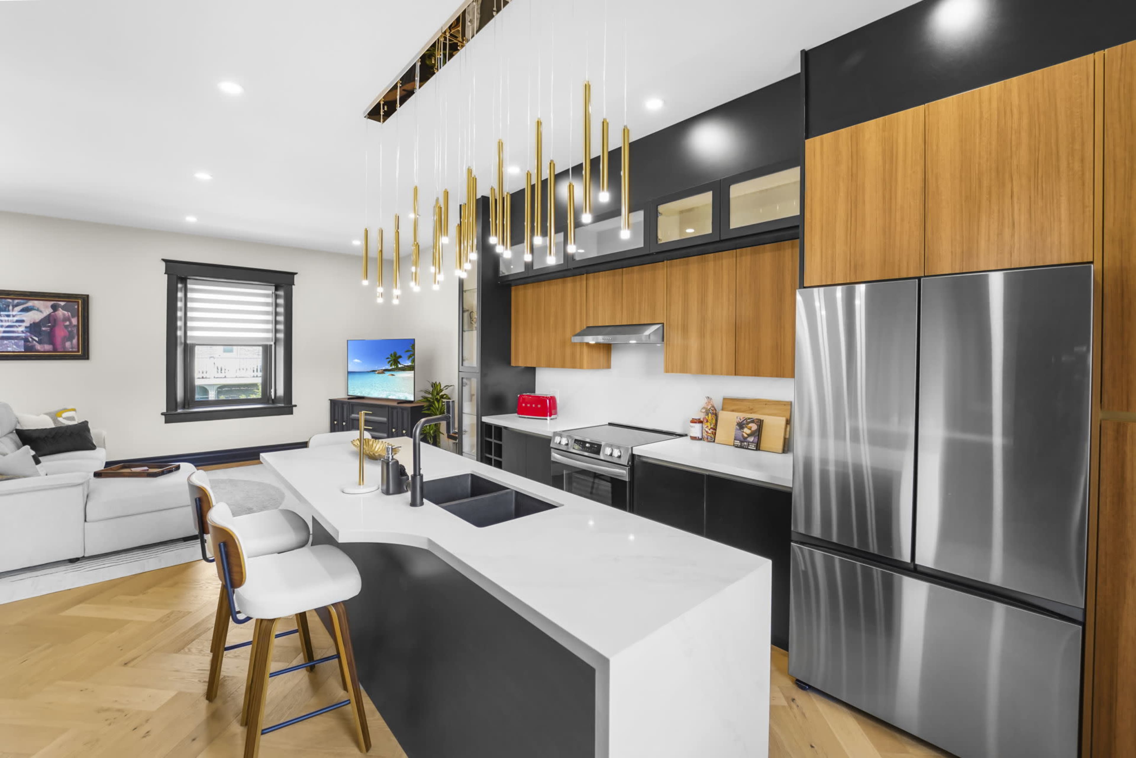 Historical Dreamy Retreat Loft Minutes from Downtown Elora Image in Centre Wellington, Elora, ON