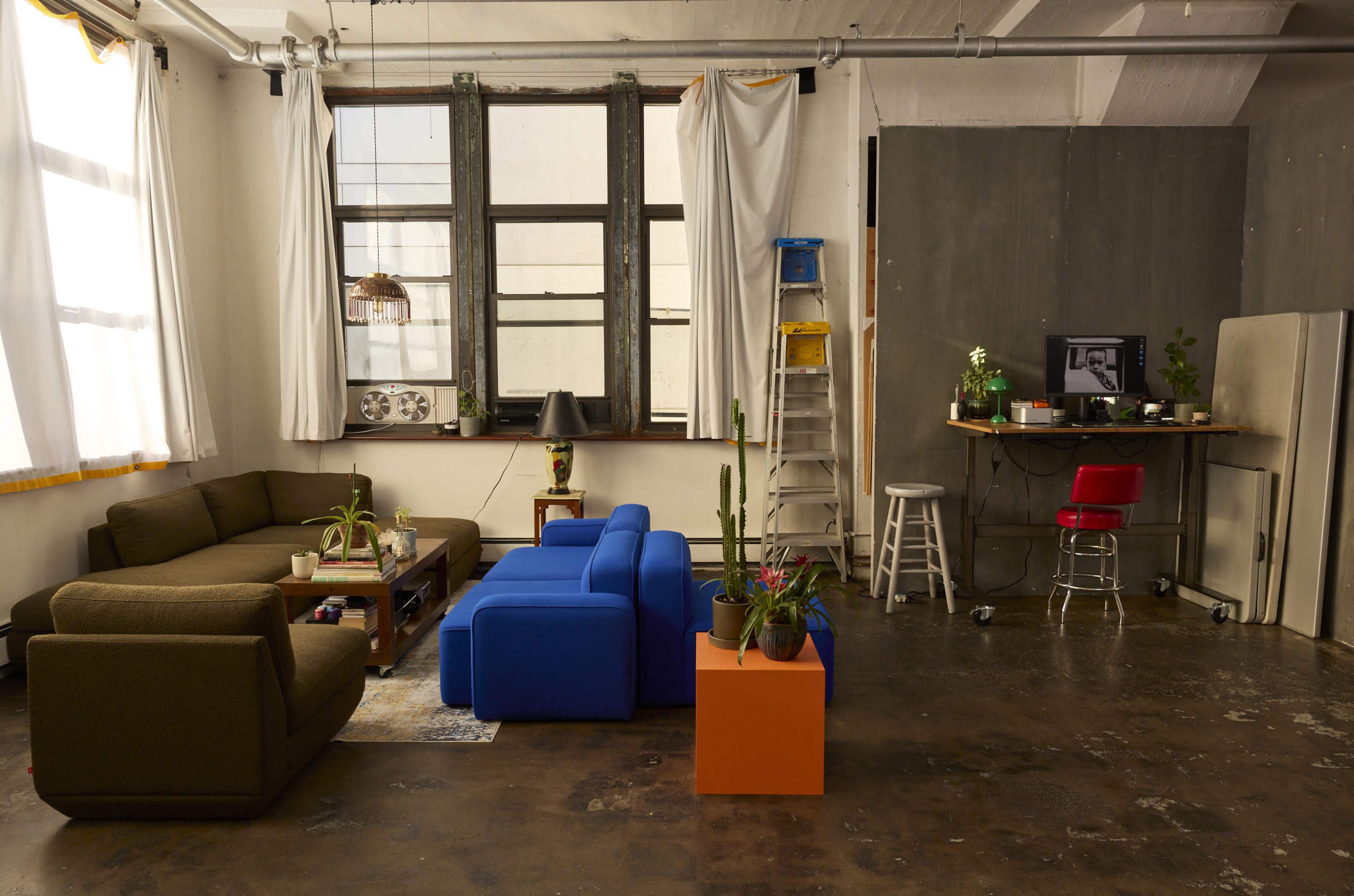 Beautiful Natural Light Studio in the Heart of Williamsburg Image in Williamsburg, Brooklyn, NY