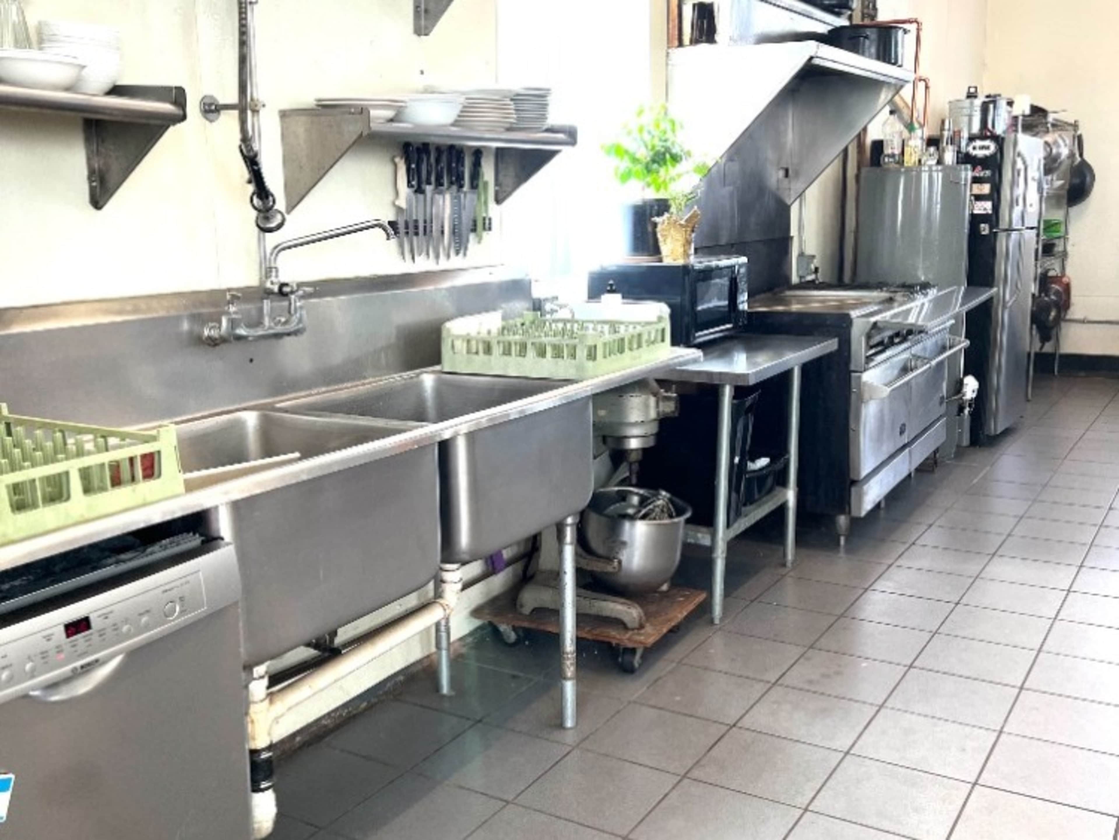 Large Commercial Kitchen