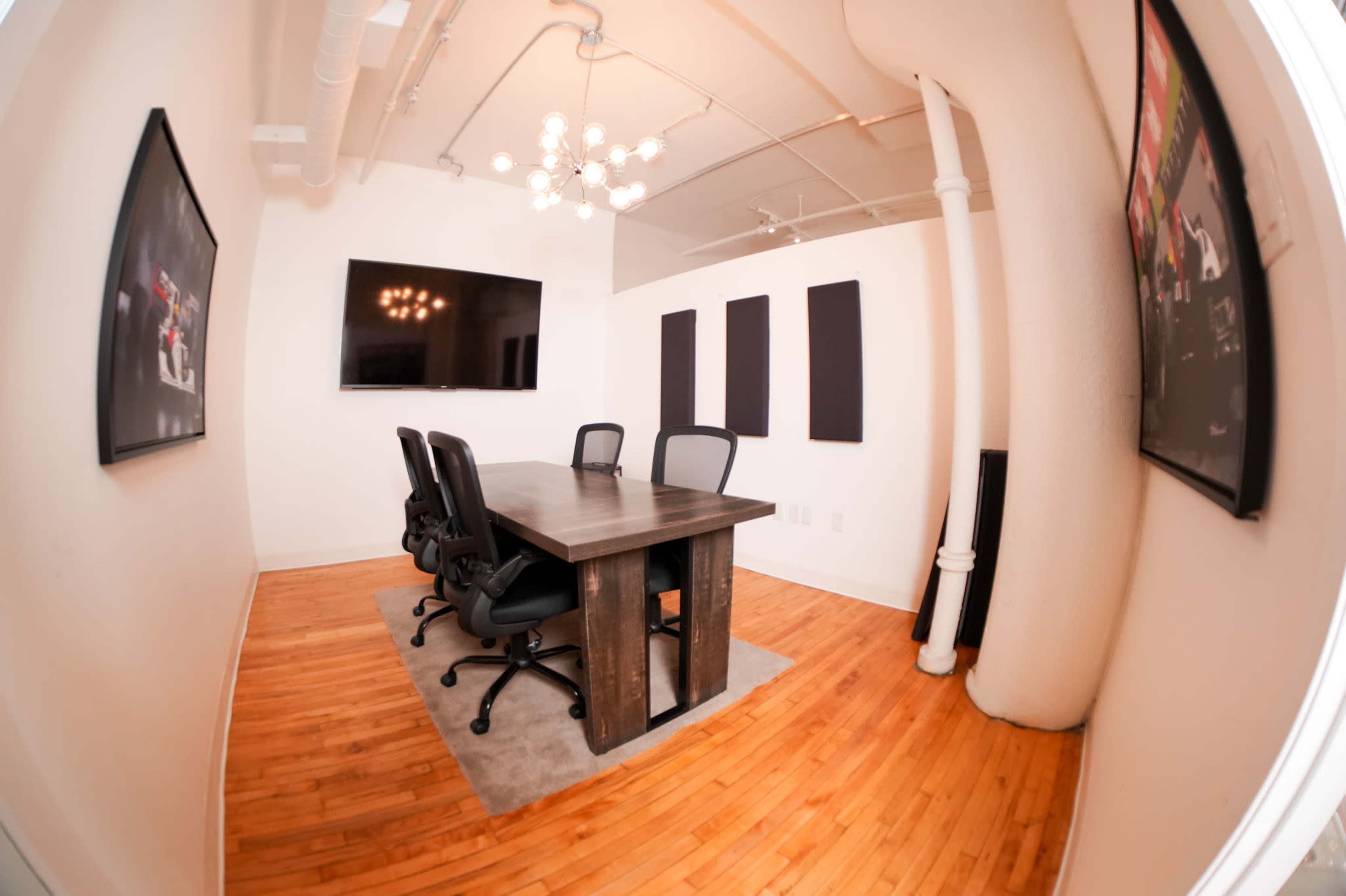 Bright, loft style creator studio Image in Downtown Toronto, Old Toronto, ON