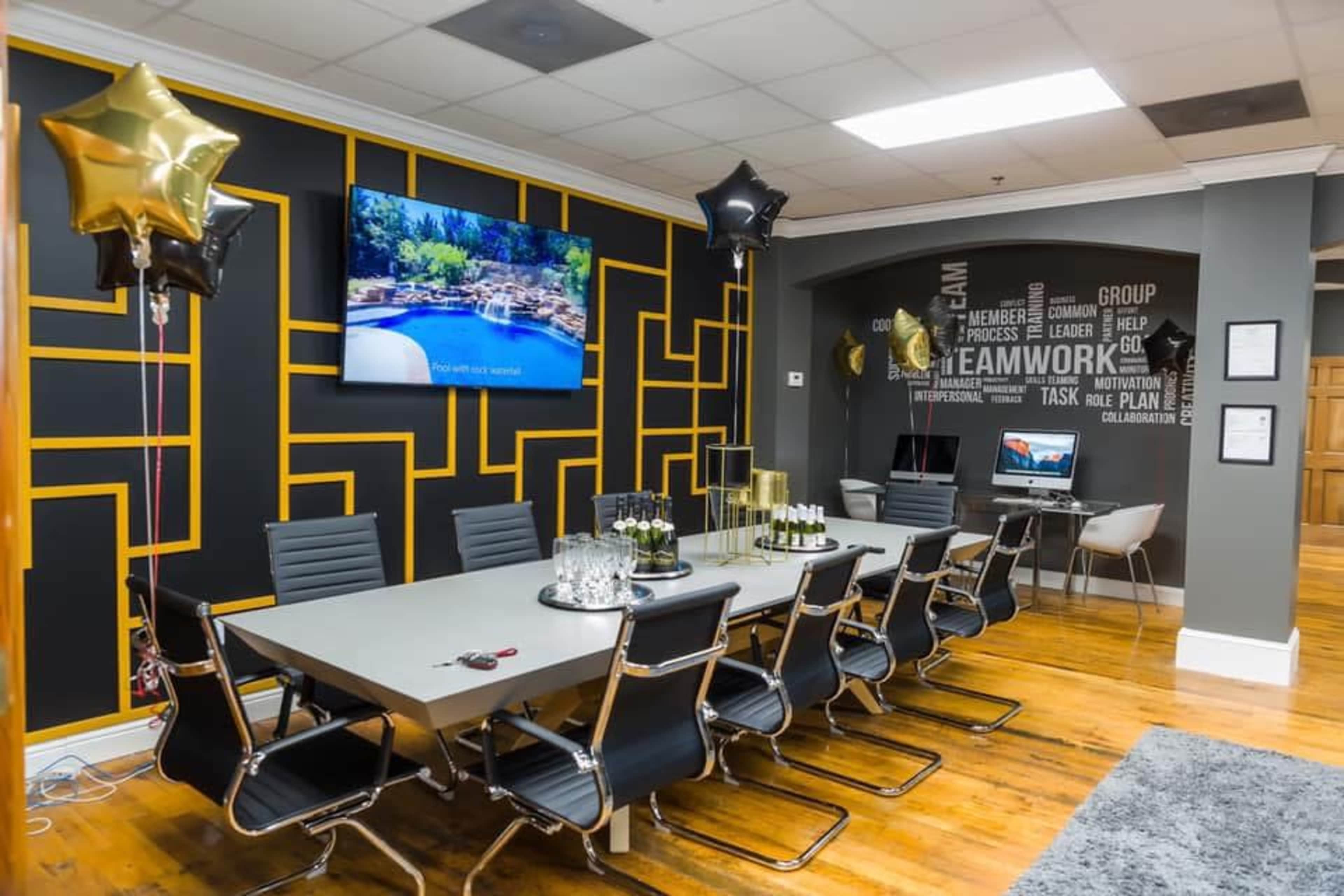 Stunning Executive Office Image in Austell, Austell, GA