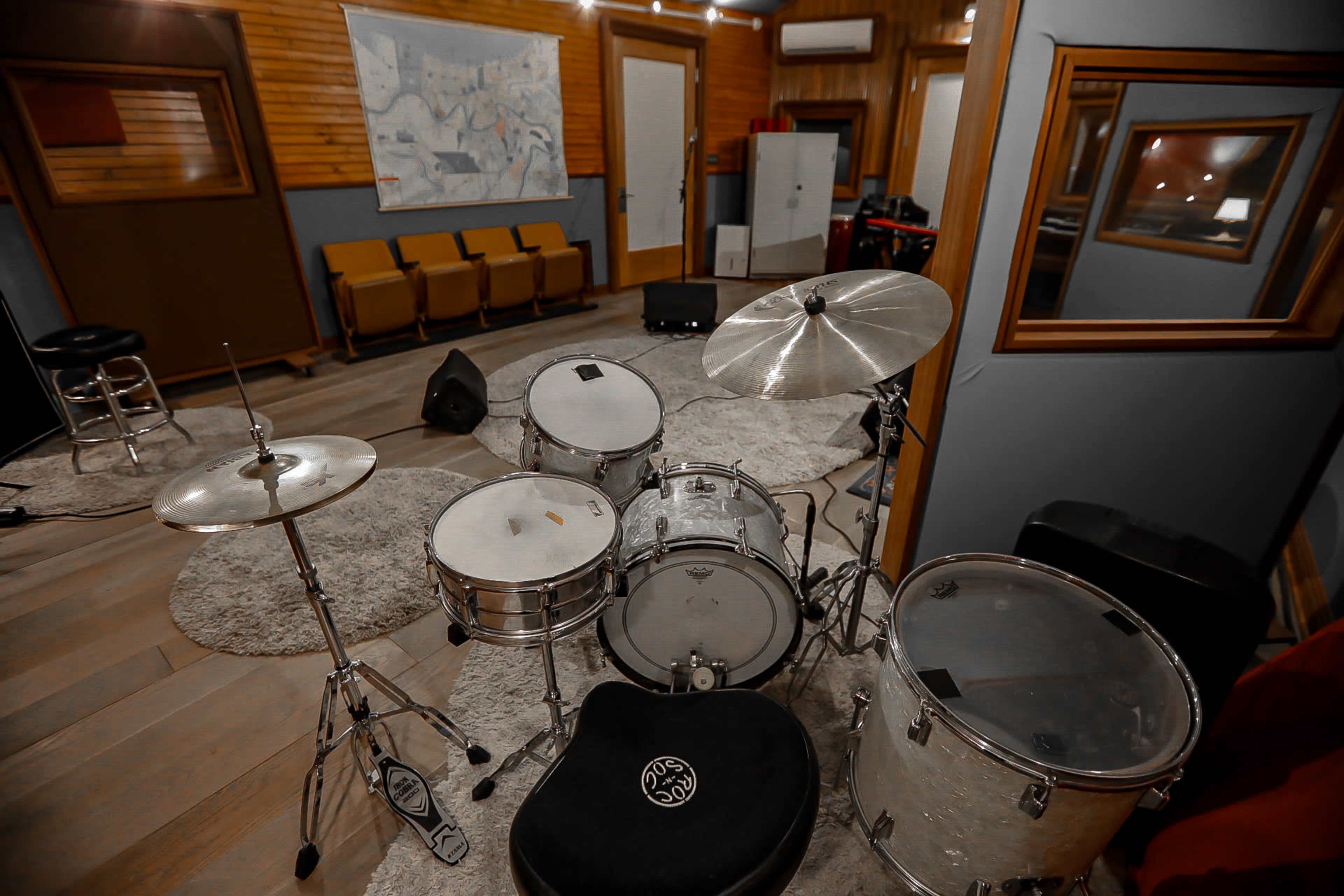 Classic New Orleans Pro Recording Studio Image in Pines Village, New Orleans, LA
