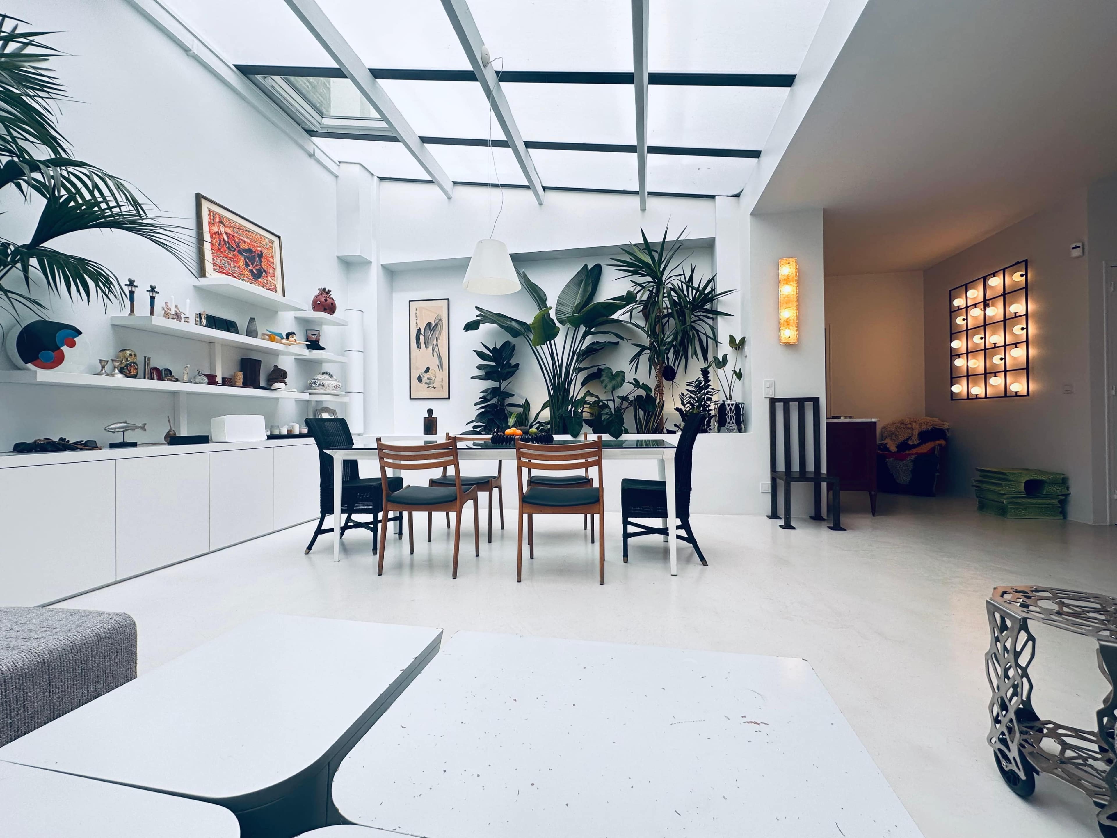 Loft oasis sous verrière vegétalisée paris 11 en RDC & Parking privé Image in Ste Marguerite, Paris