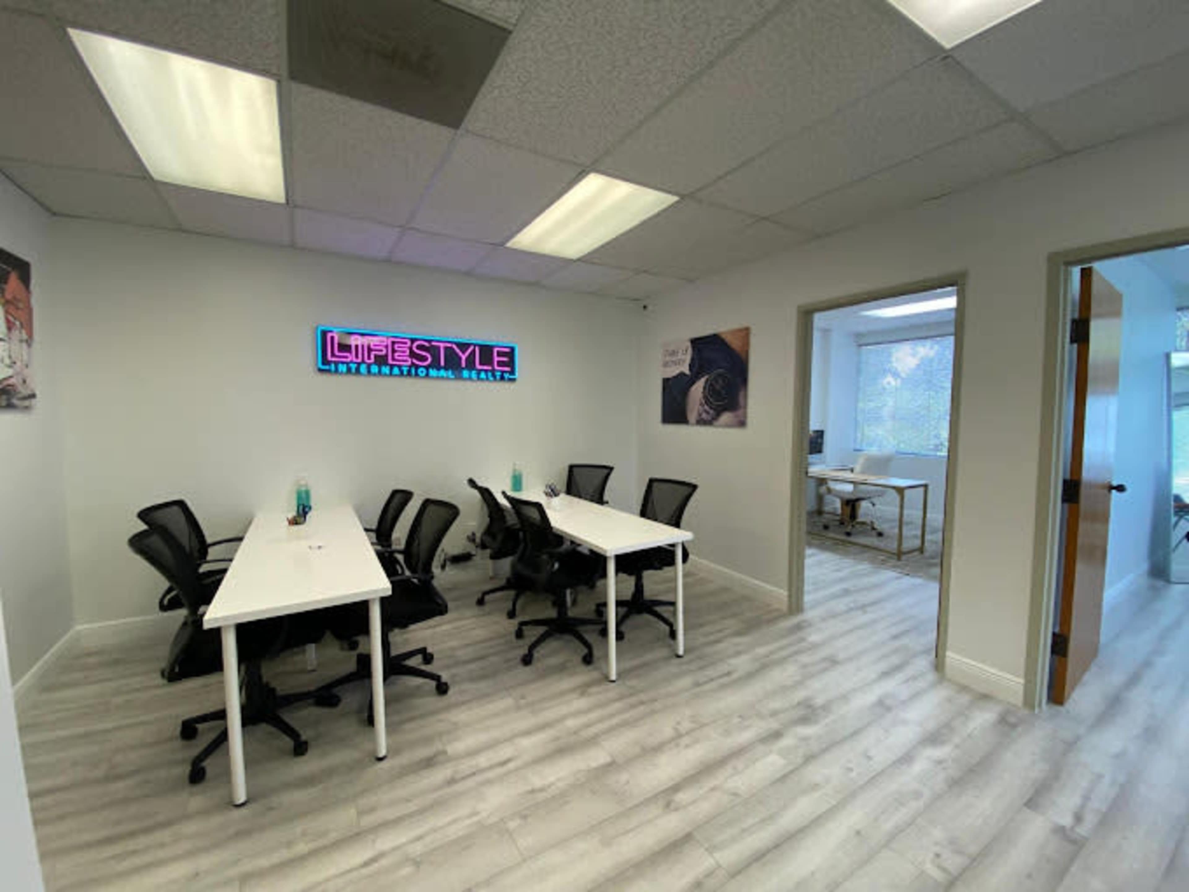 Tampa training / workshop space Image in Greater Carrollwood, Tampa, FL