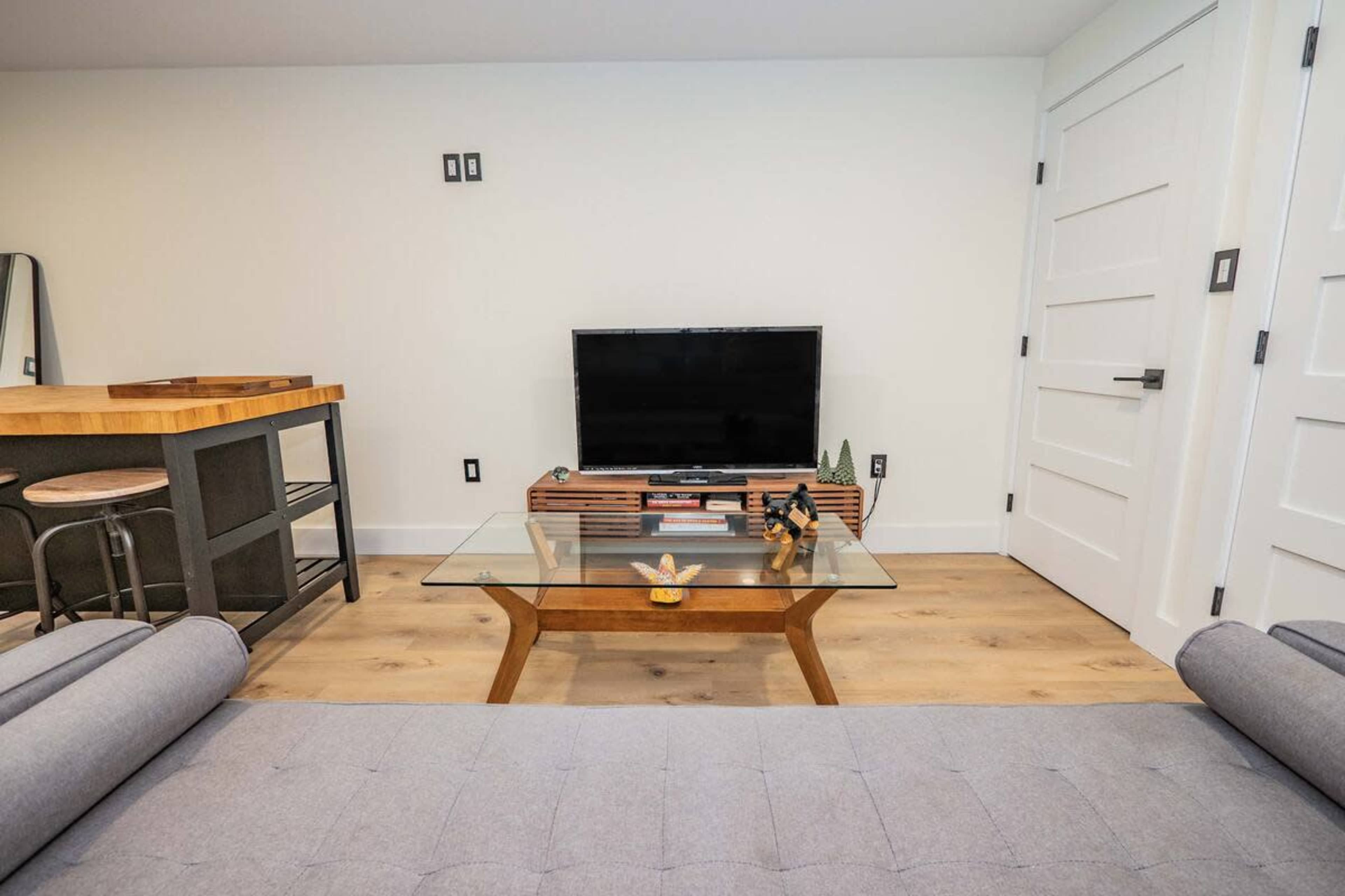 Luxurious & Stylish Retreat for your Extended Stay Image in Northeast Washington, Washington, DC