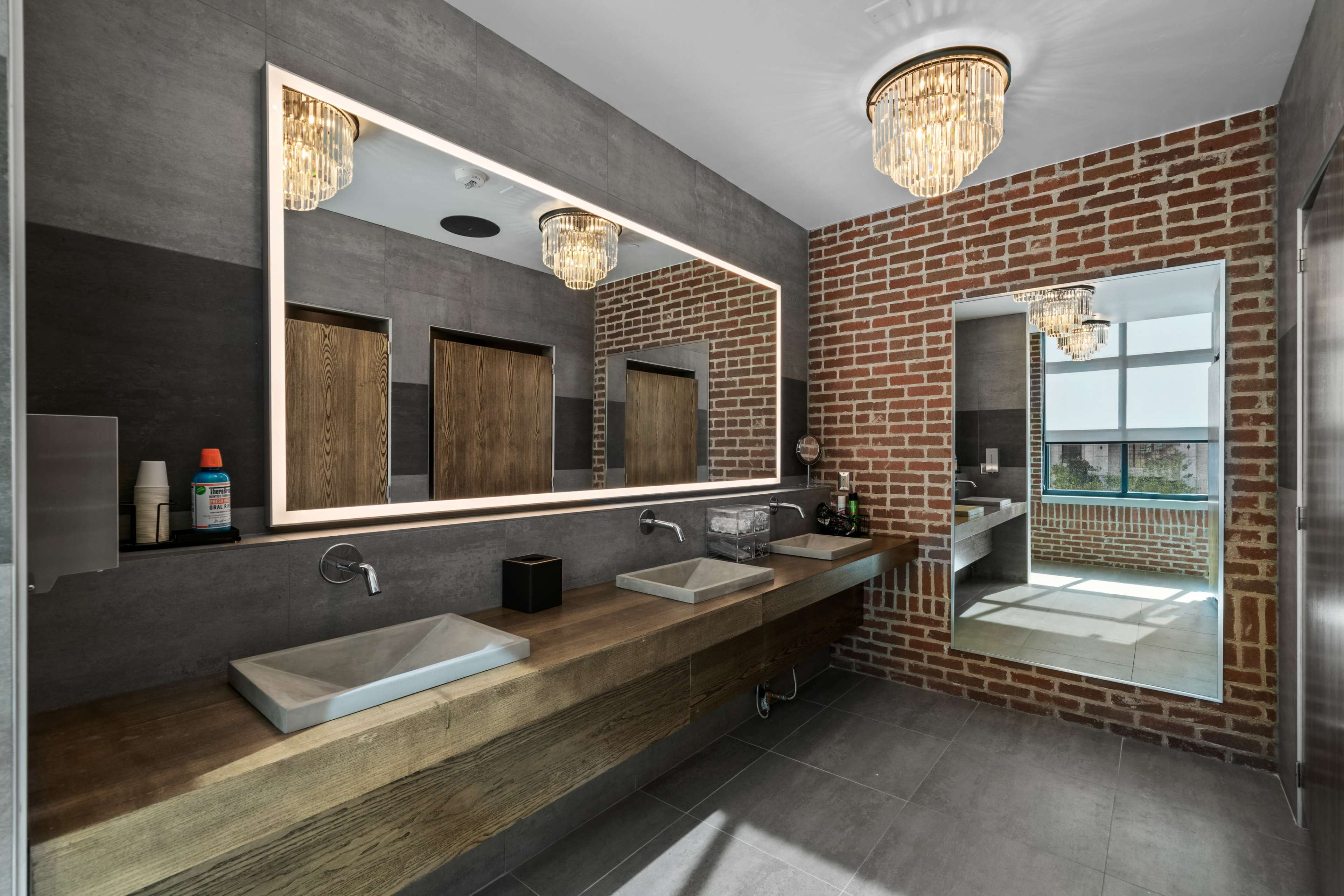 The Crossing Studio – A modern Pilates space dedicated to strength, balance, and mindful movement. Image in Capitol Hill, Salt Lake City, UT