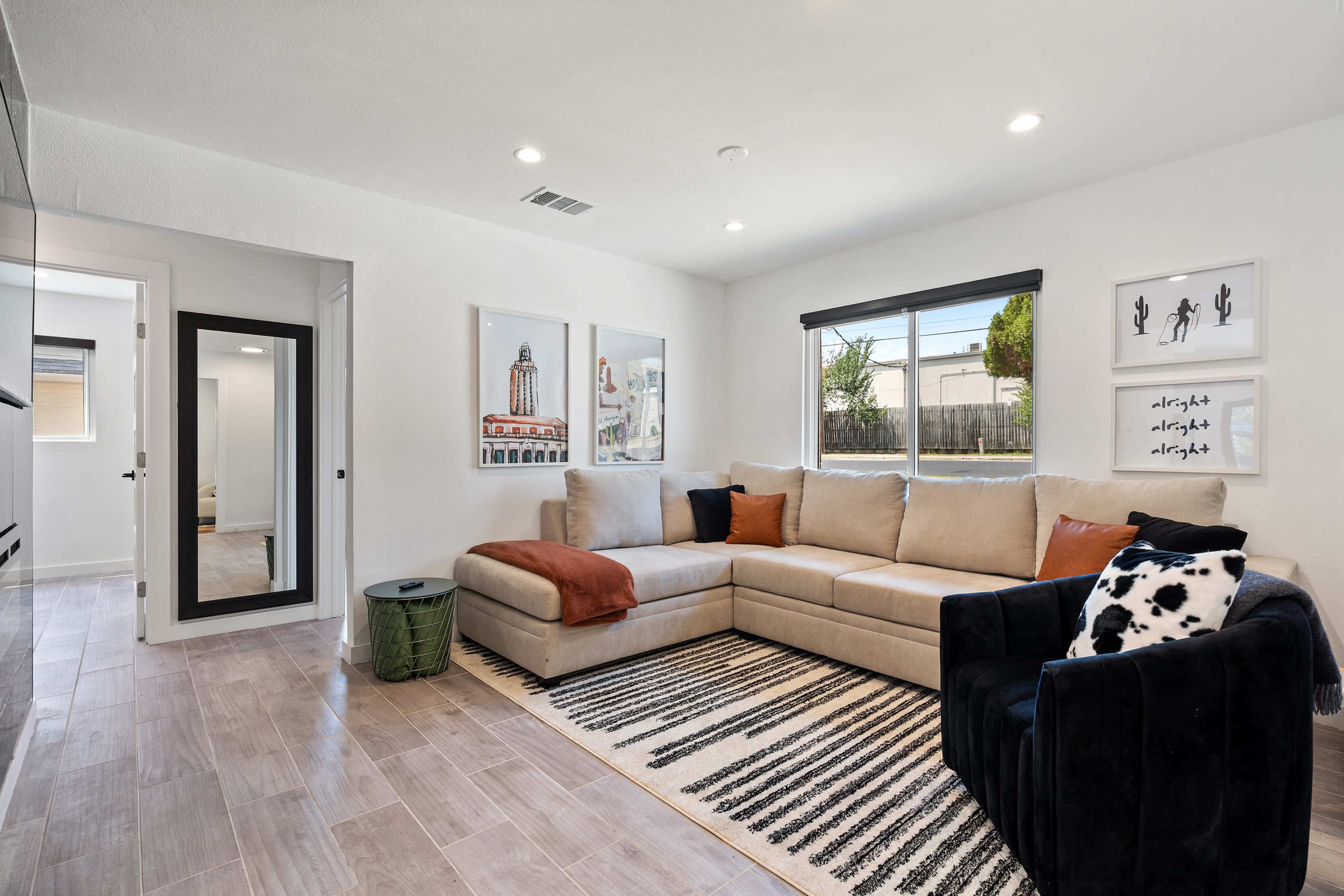 Modern ATX 4BR | HotTub, Mini Golf, & Basketball Image in Cherry Meadows, Austin, TX